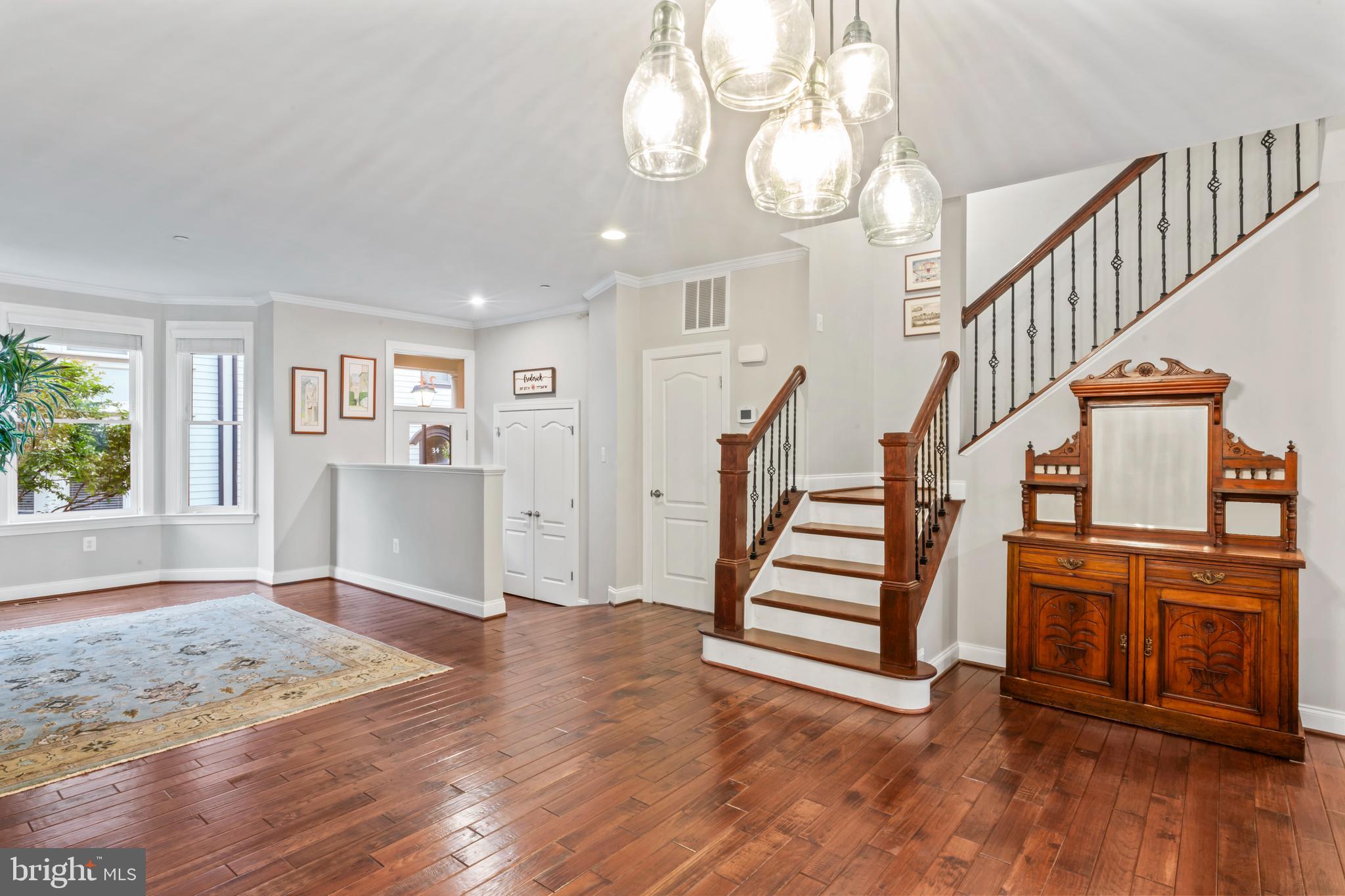 MAXWELL SQUARE - Residential
