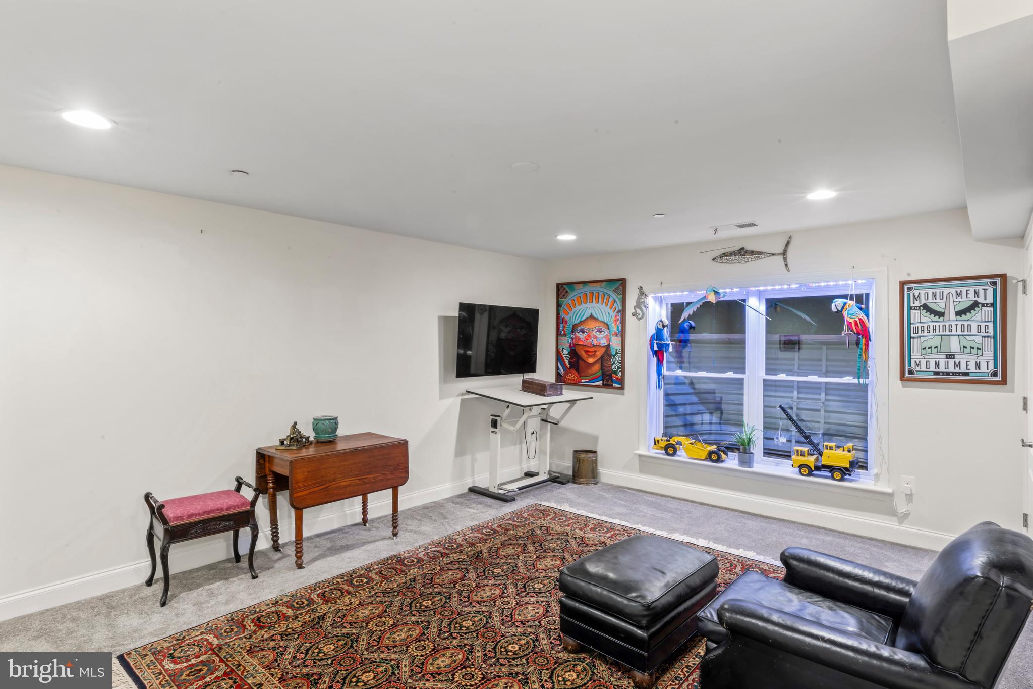 MAXWELL SQUARE - Residential