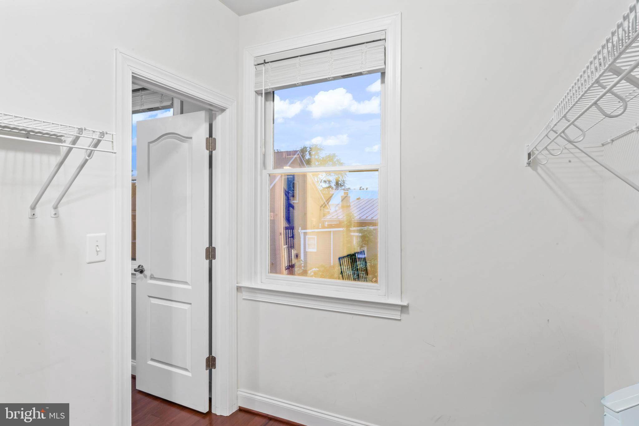 MAXWELL SQUARE - Residential