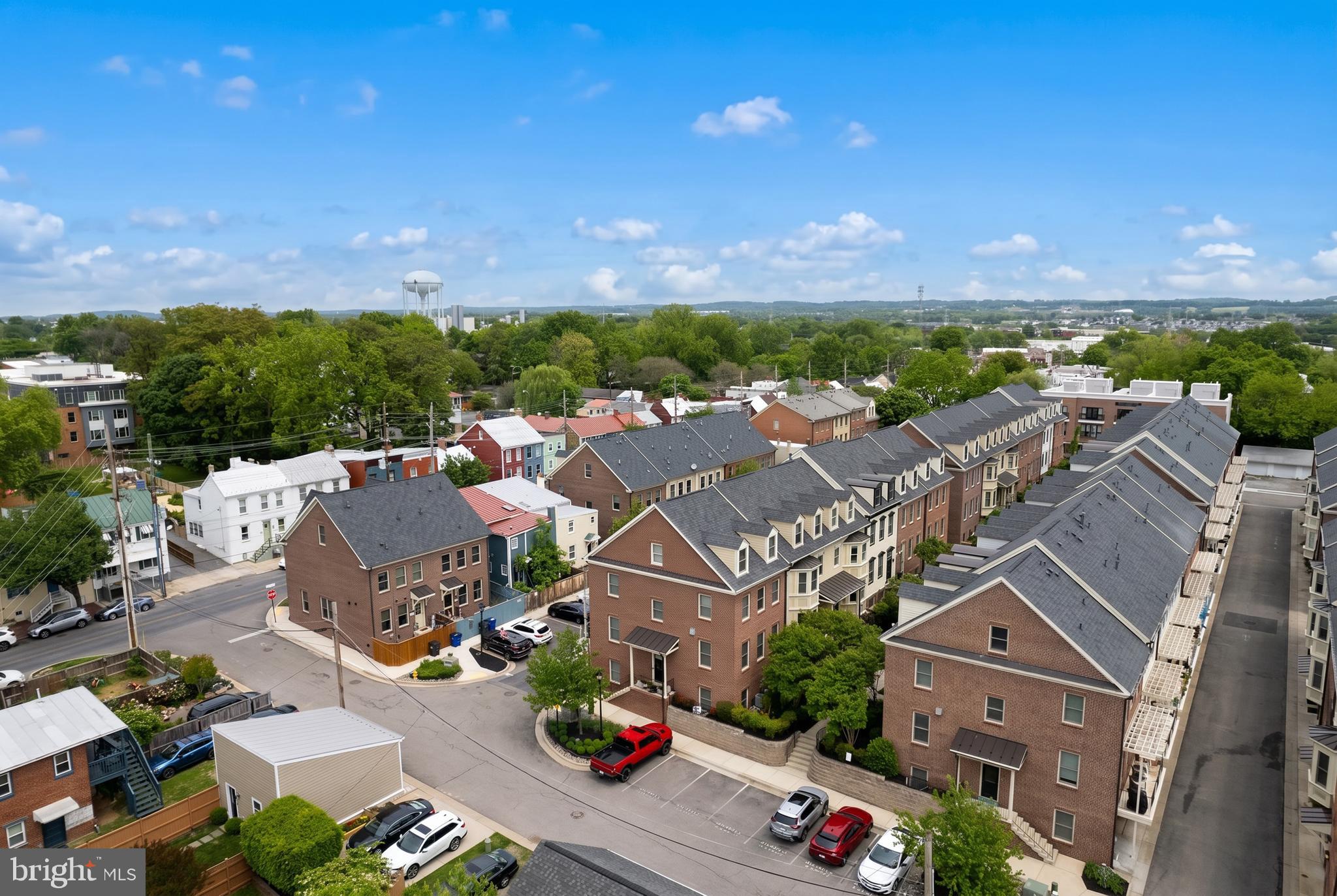 MAXWELL SQUARE - Residential