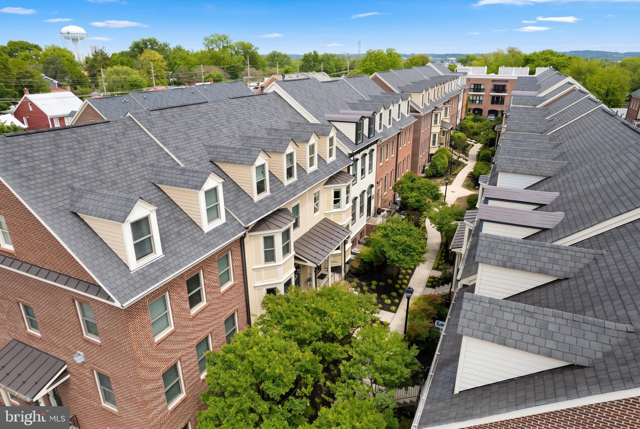 MAXWELL SQUARE - Residential