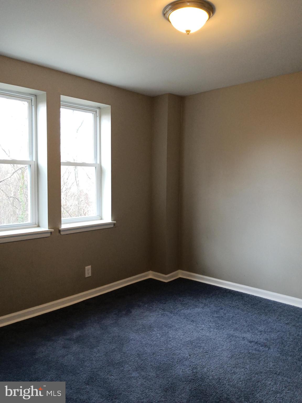 REISTERSTOWN STATION - Residential Lease