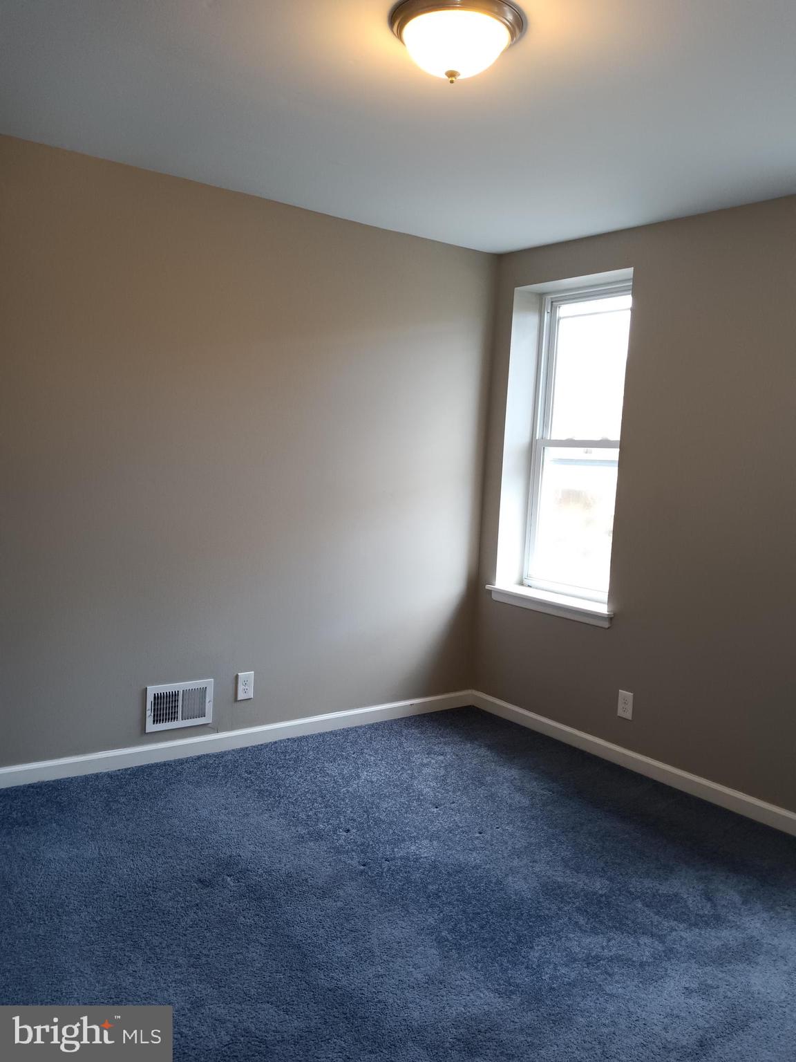 REISTERSTOWN STATION - Residential Lease