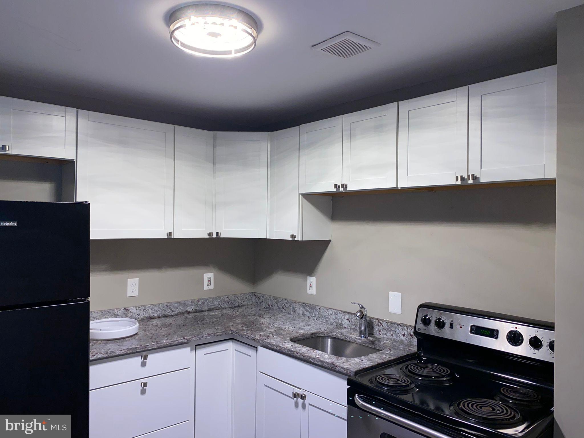 REISTERSTOWN STATION - Residential Lease