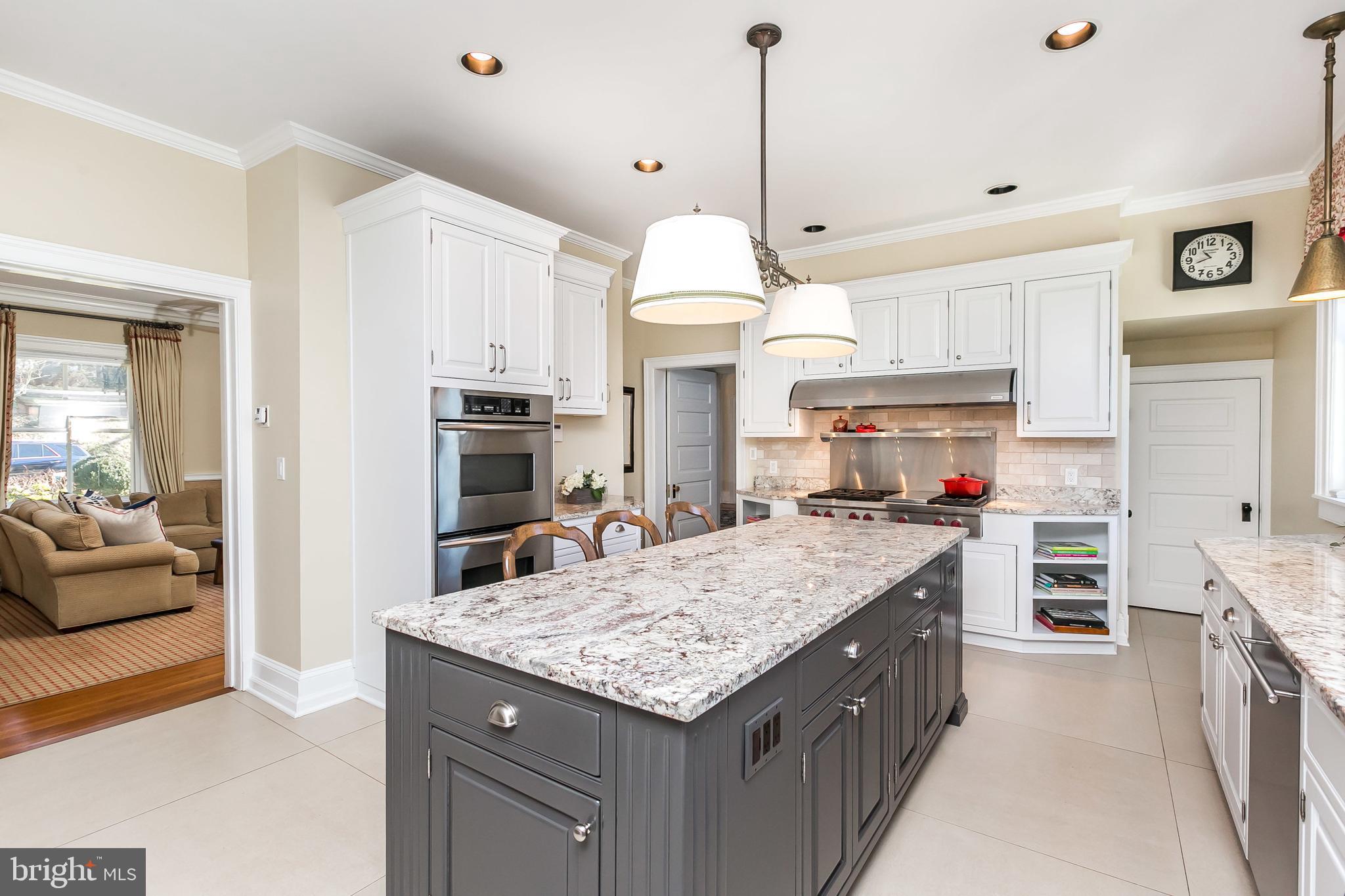 ROLAND PARK - Residential