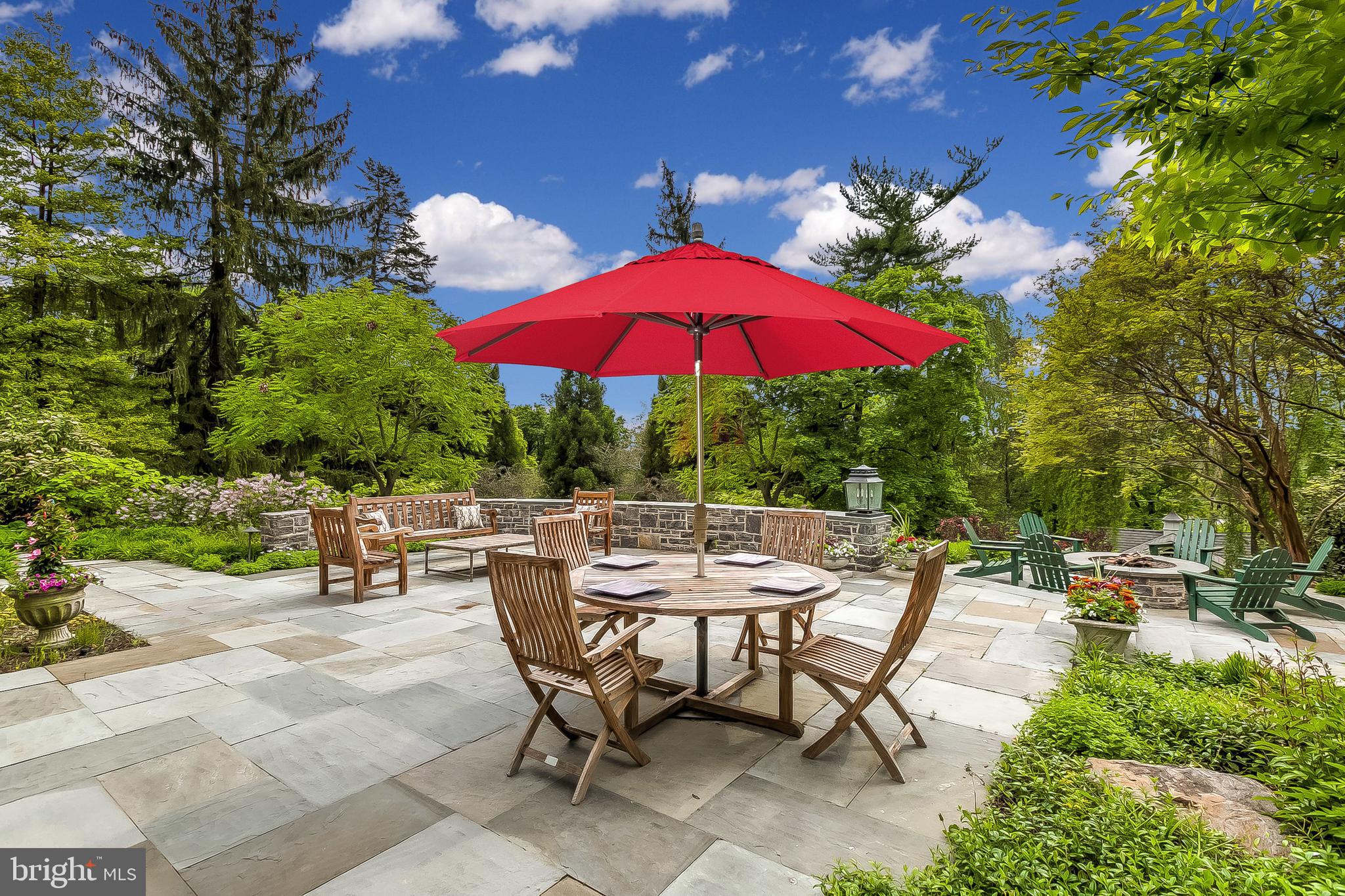 ROLAND PARK - Residential