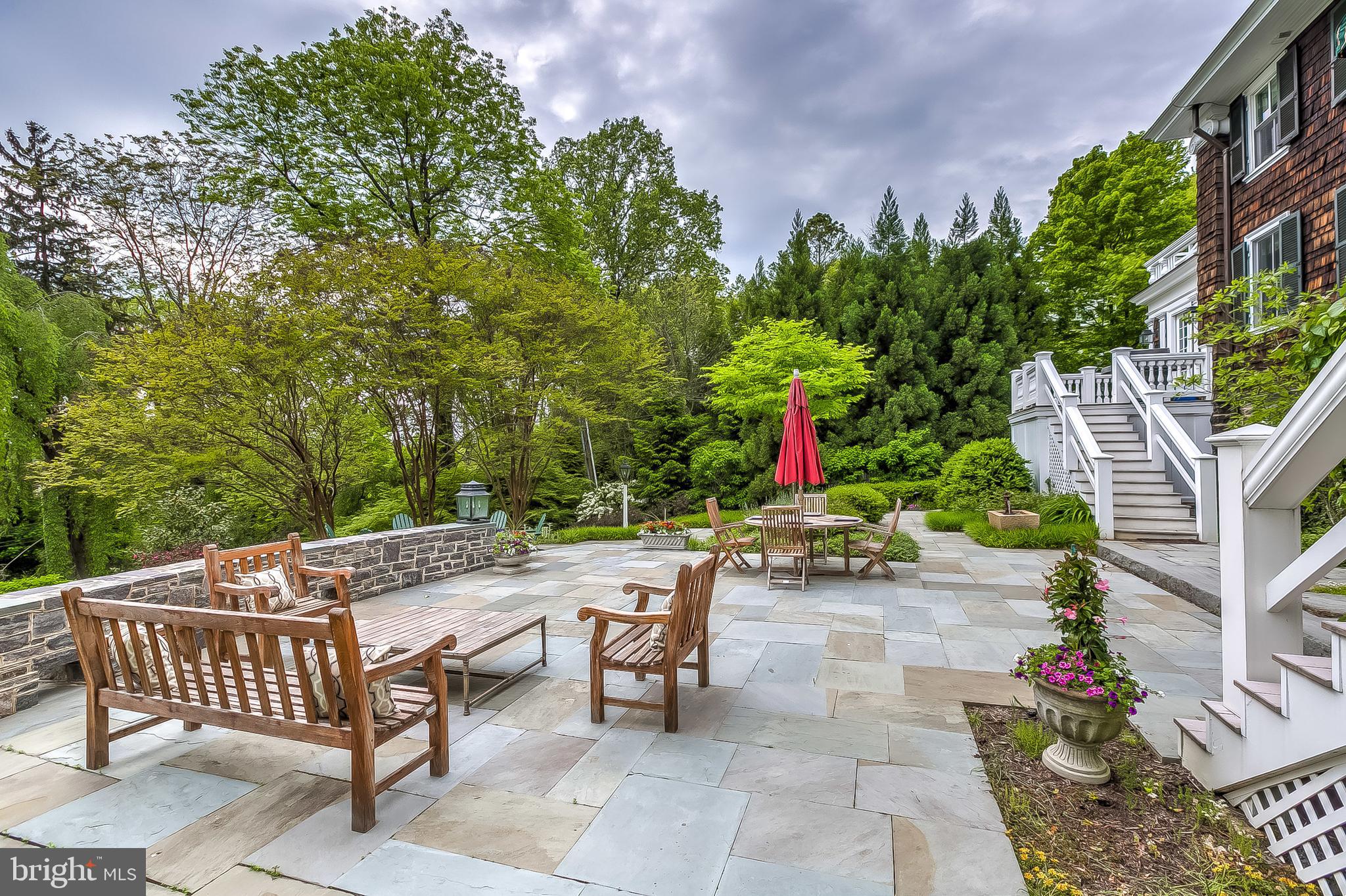 ROLAND PARK - Residential