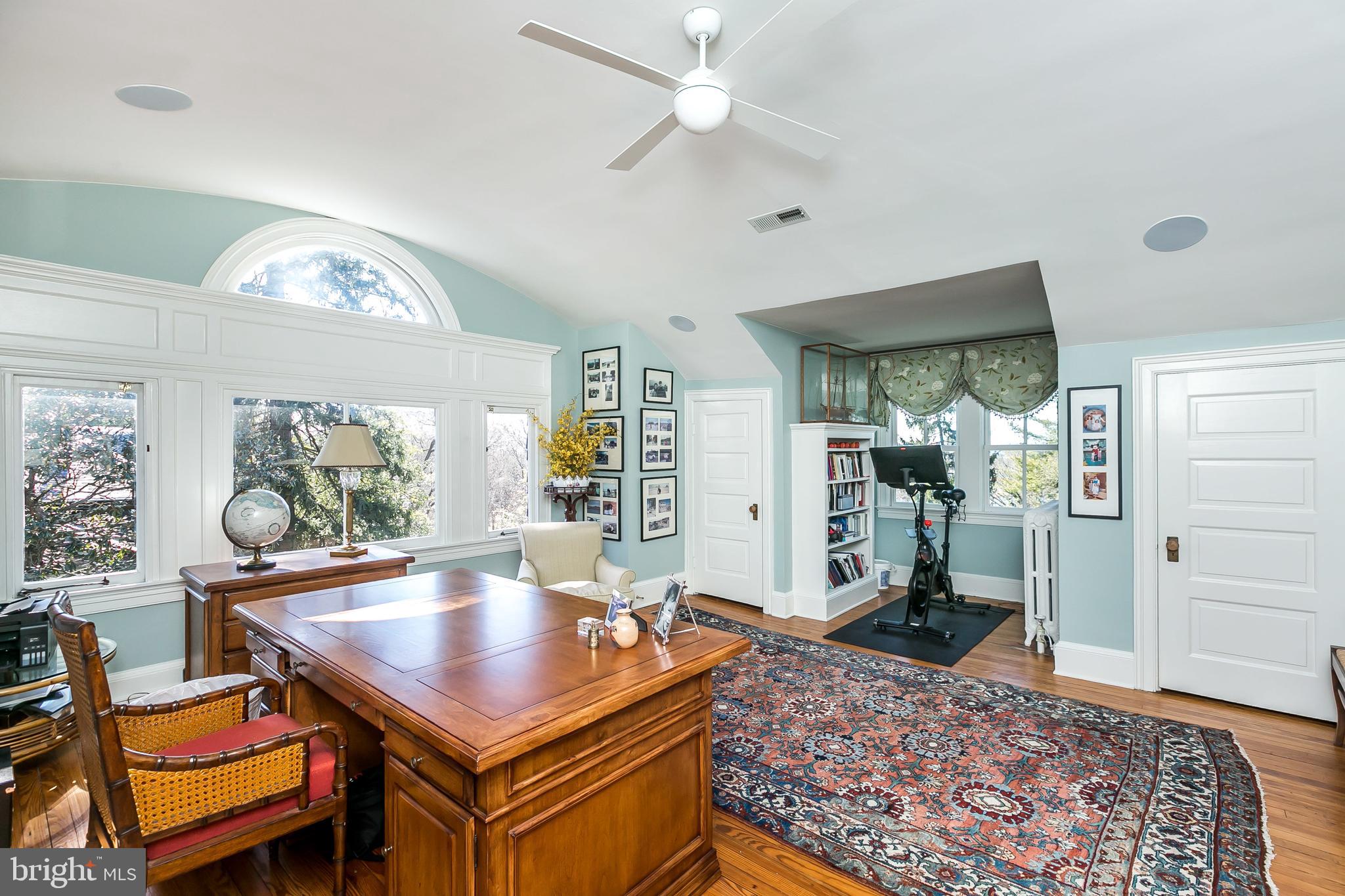 ROLAND PARK - Residential