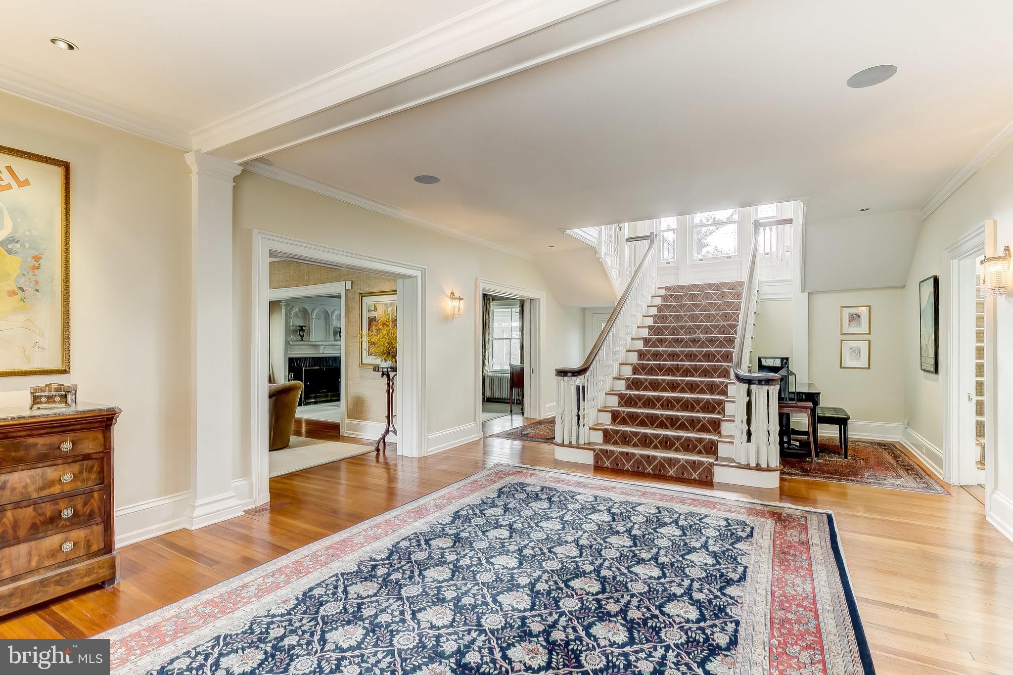 ROLAND PARK - Residential