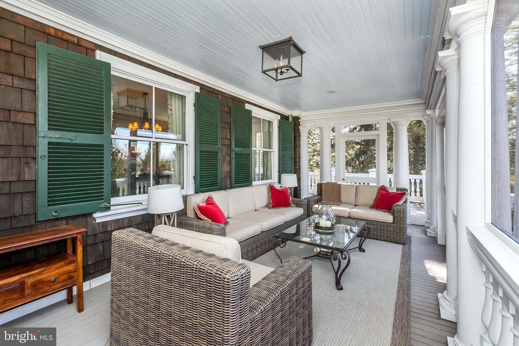 ROLAND PARK - Residential