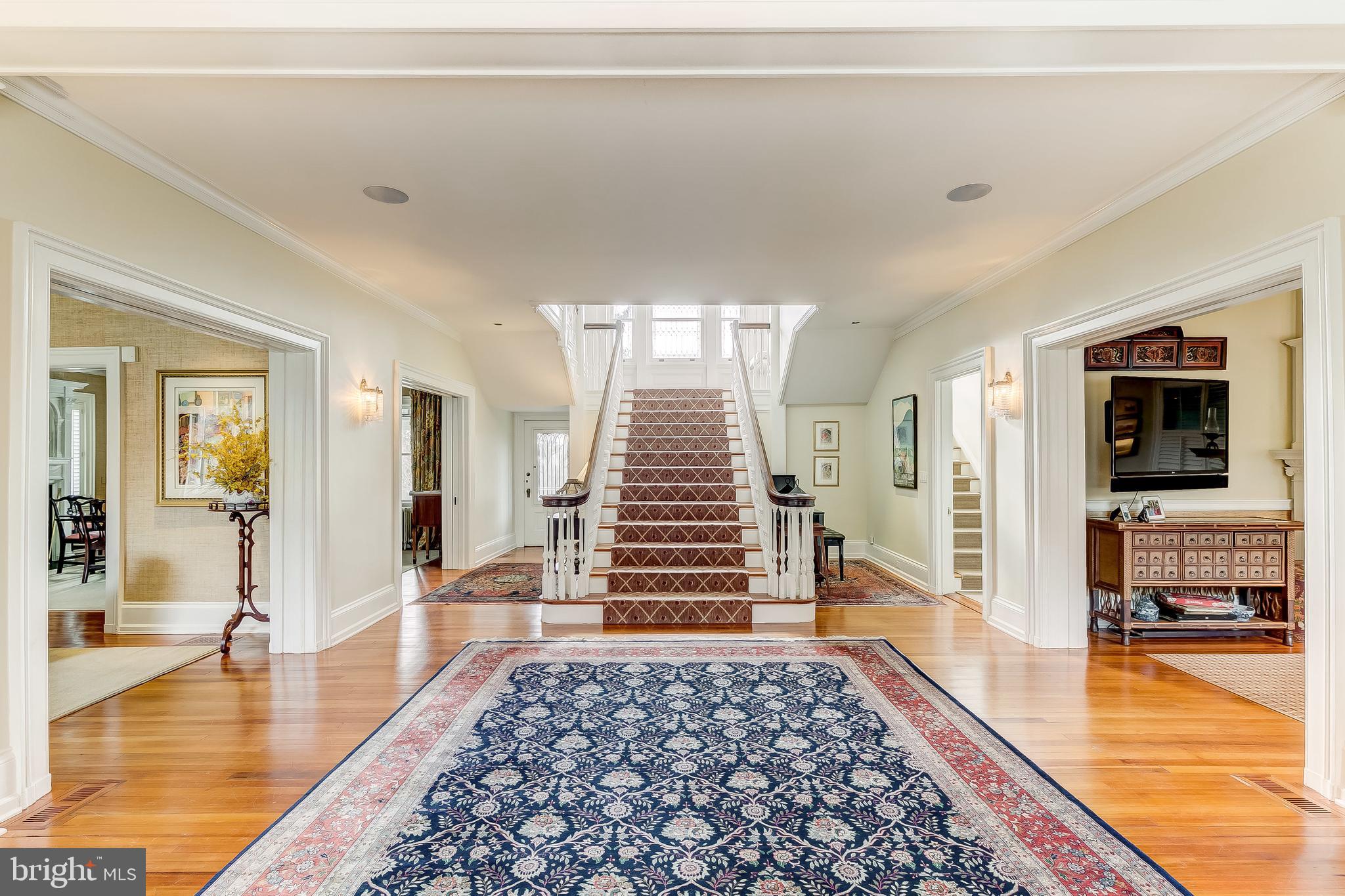 ROLAND PARK - Residential