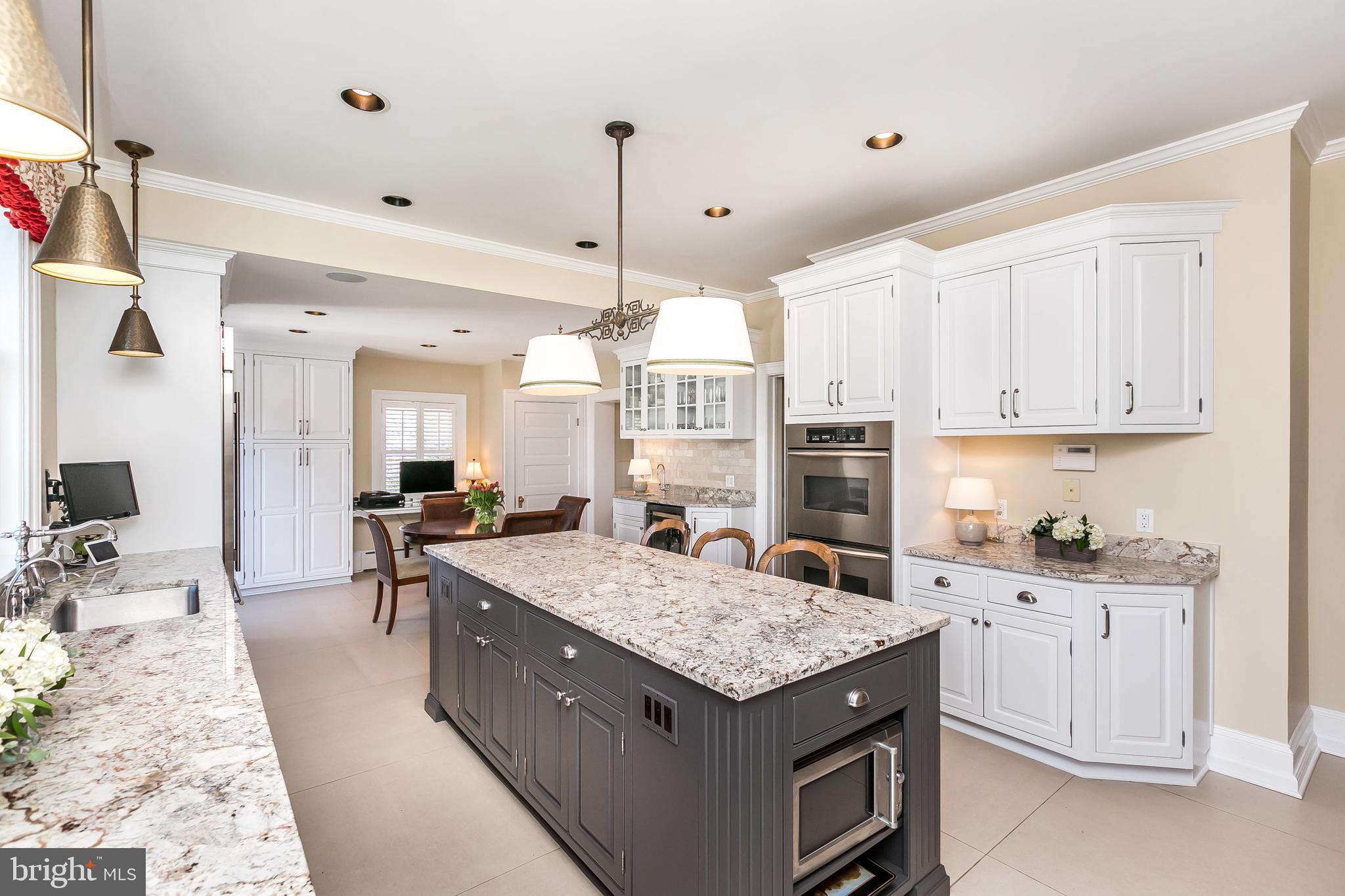 ROLAND PARK - Residential