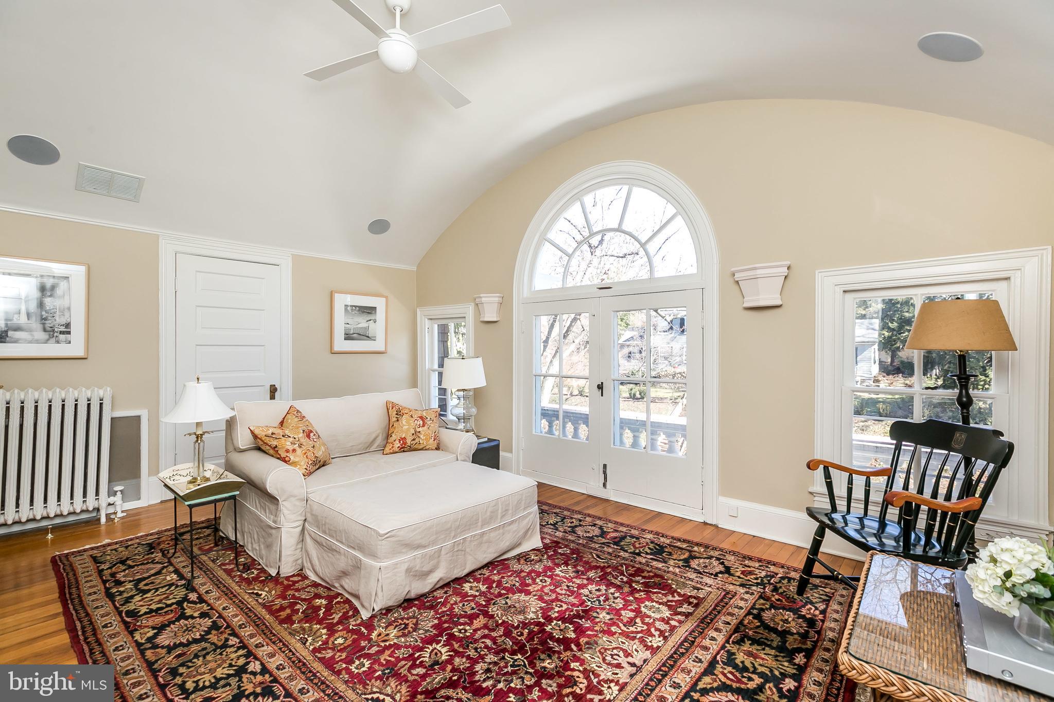 ROLAND PARK - Residential