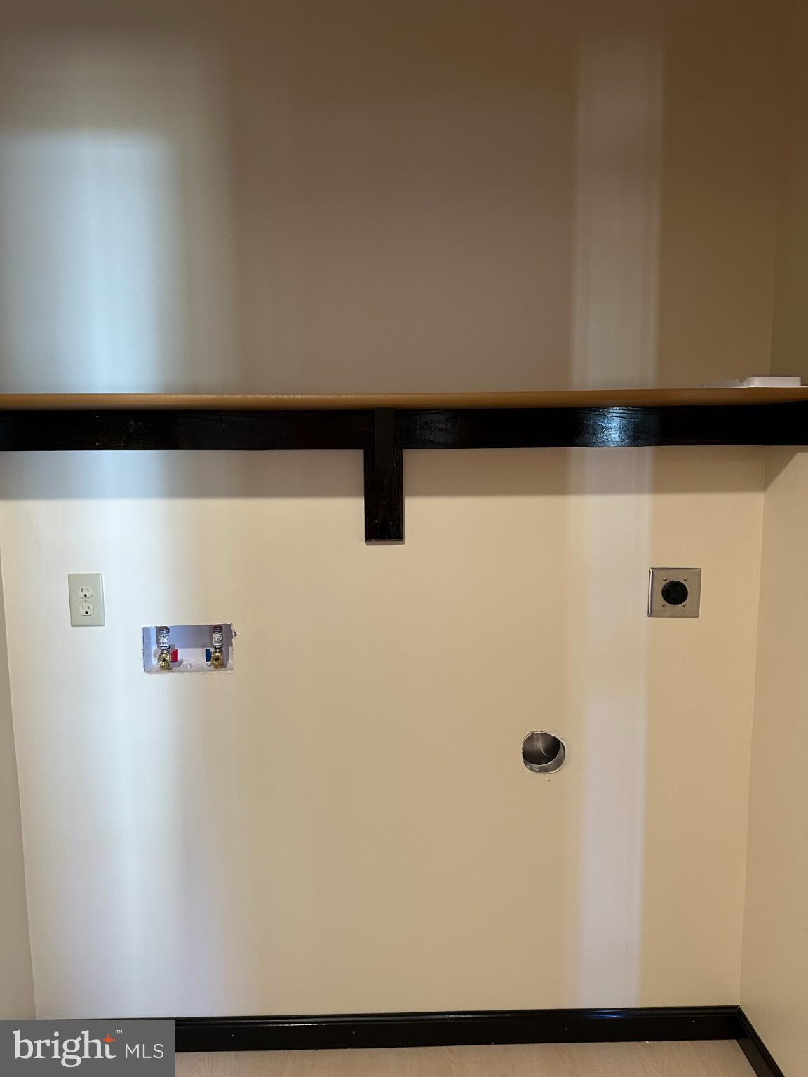 HISTORIC CHARLES TOWN - Residential Lease