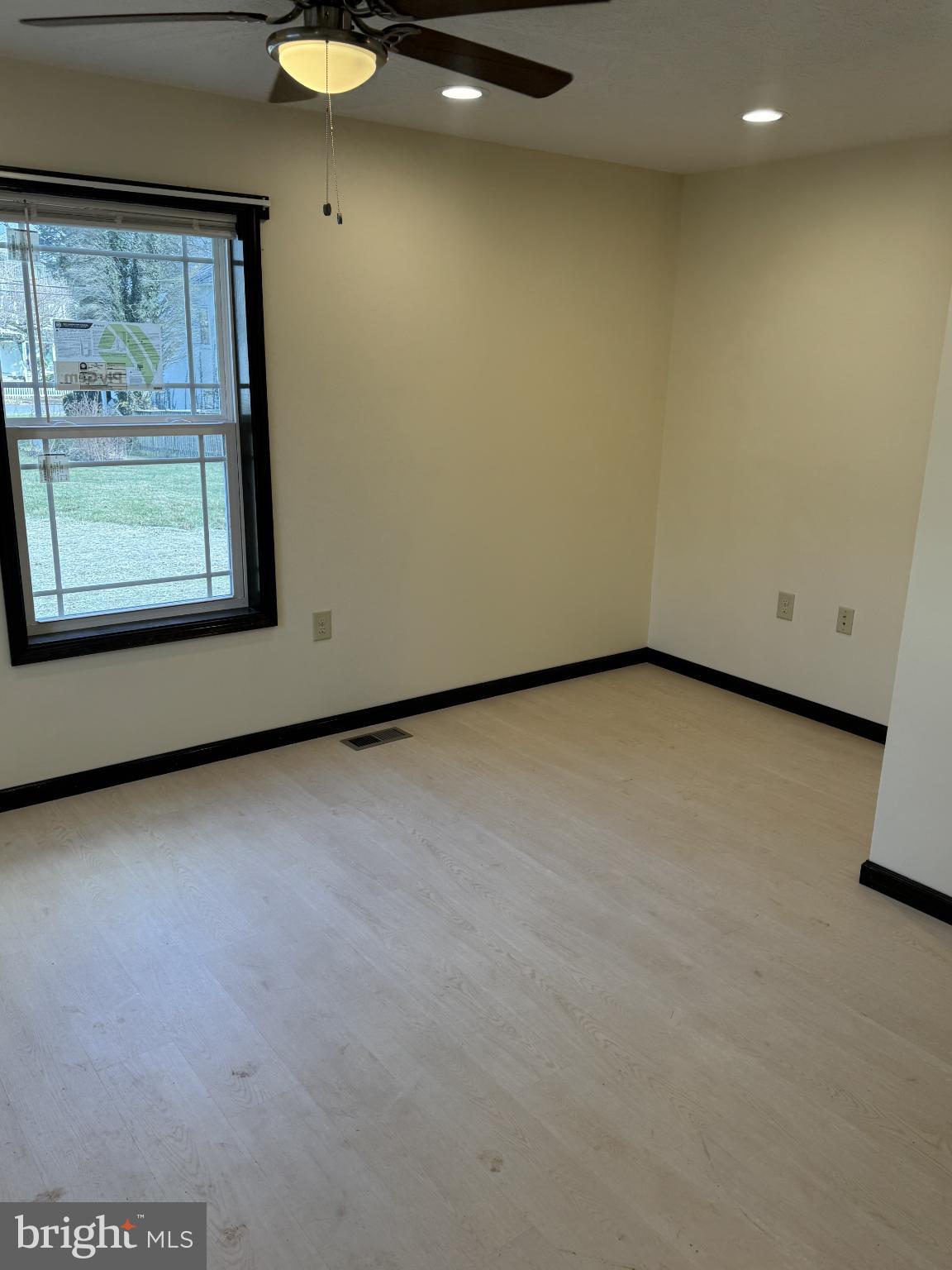 HISTORIC CHARLES TOWN - Residential Lease