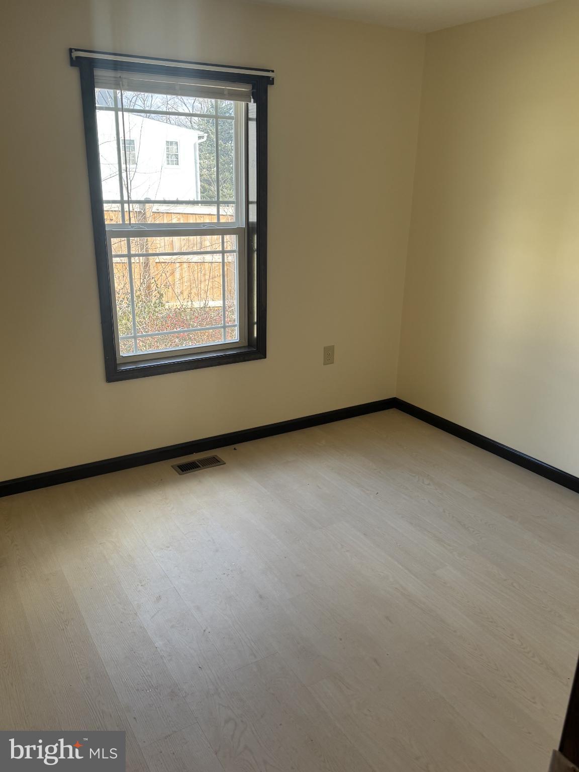 HISTORIC CHARLES TOWN - Residential Lease