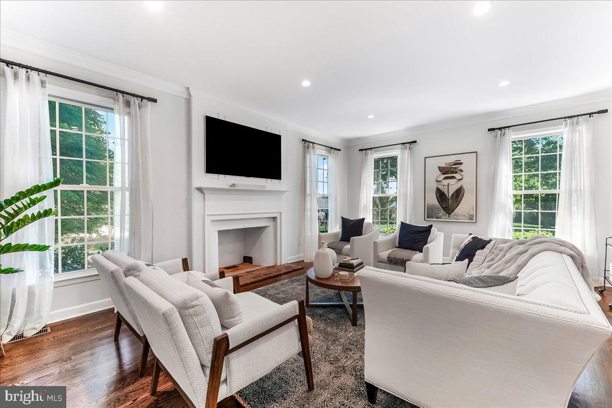 AVONWOOD - Residential