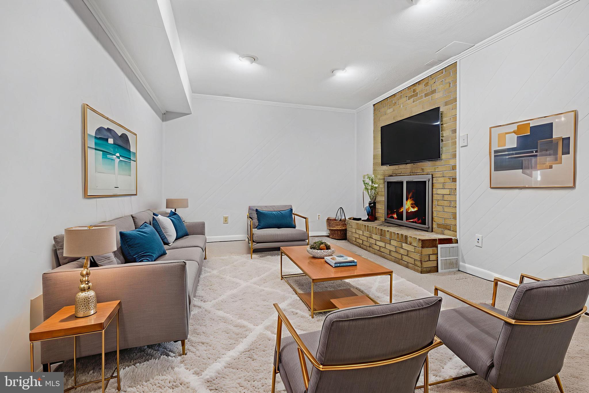 PADONIA COMPLEX - Residential