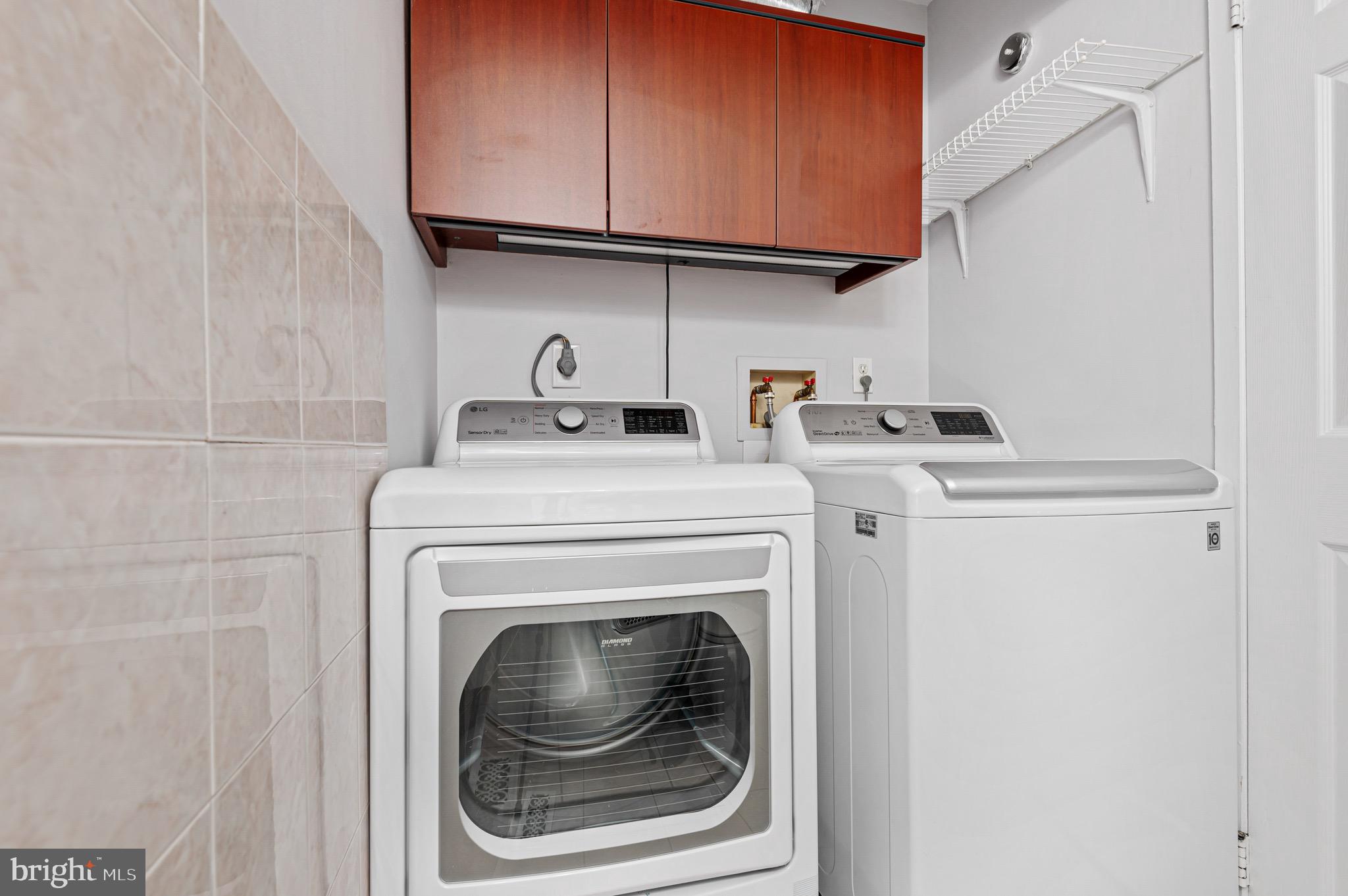 PADONIA COMPLEX - Residential