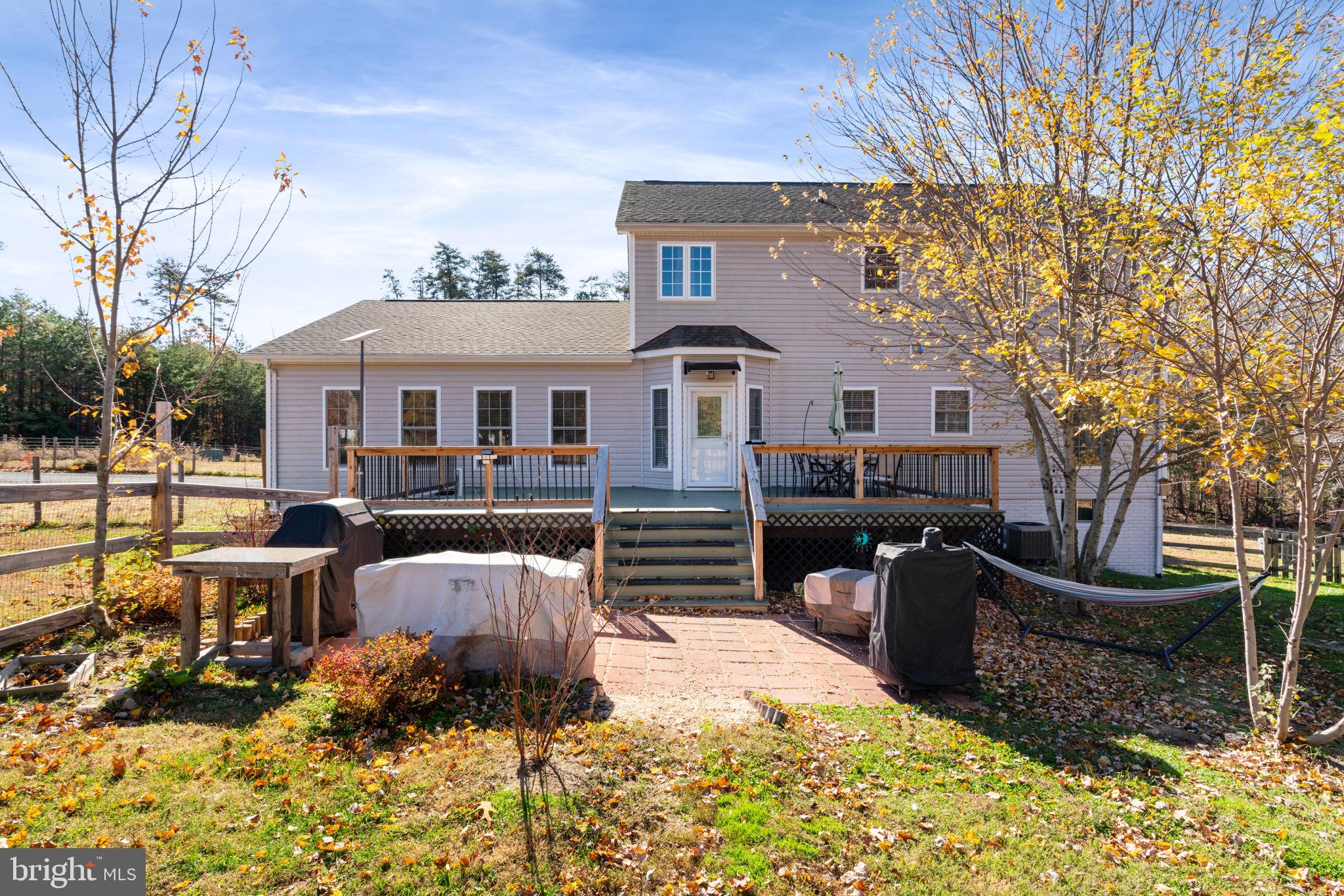 TOWLES - Residential