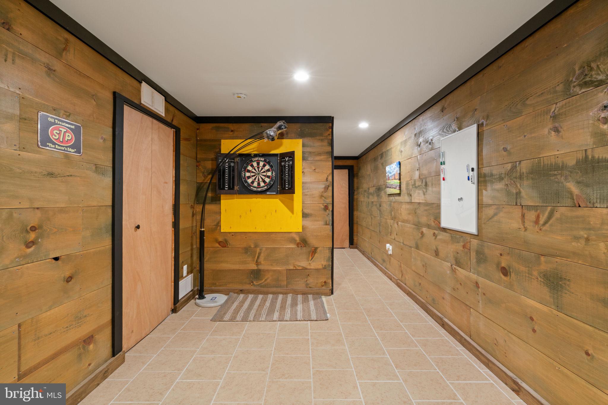 TOWLES - Residential