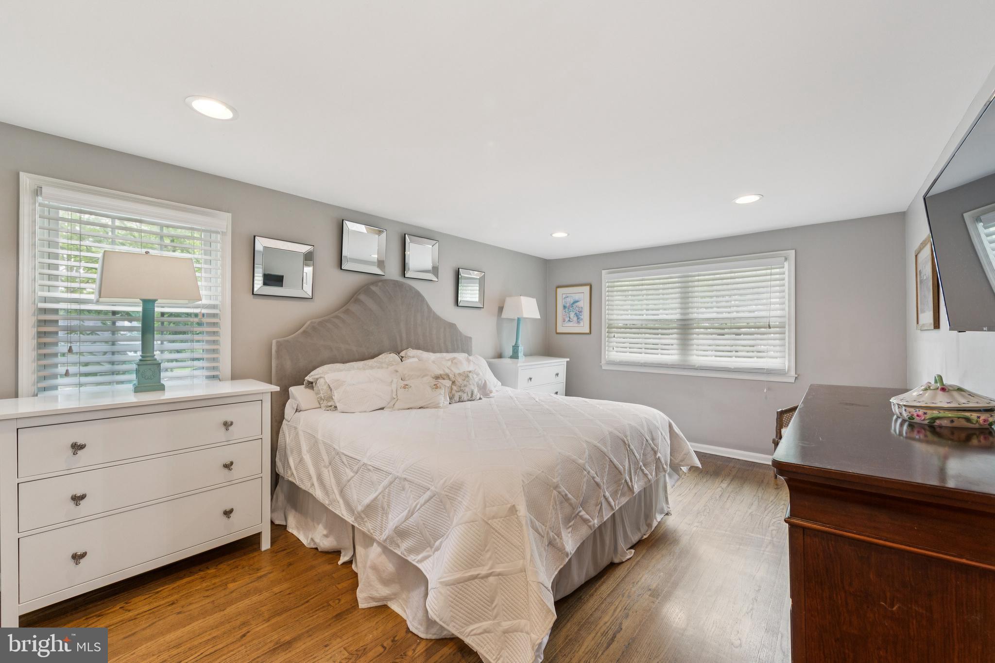 WEST WAYNE - Residential