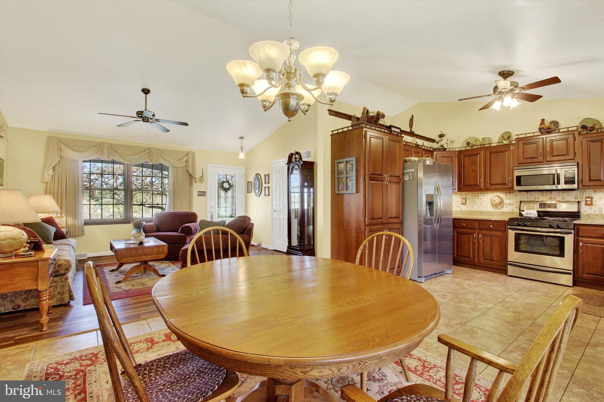 LAKE MEADE - Residential