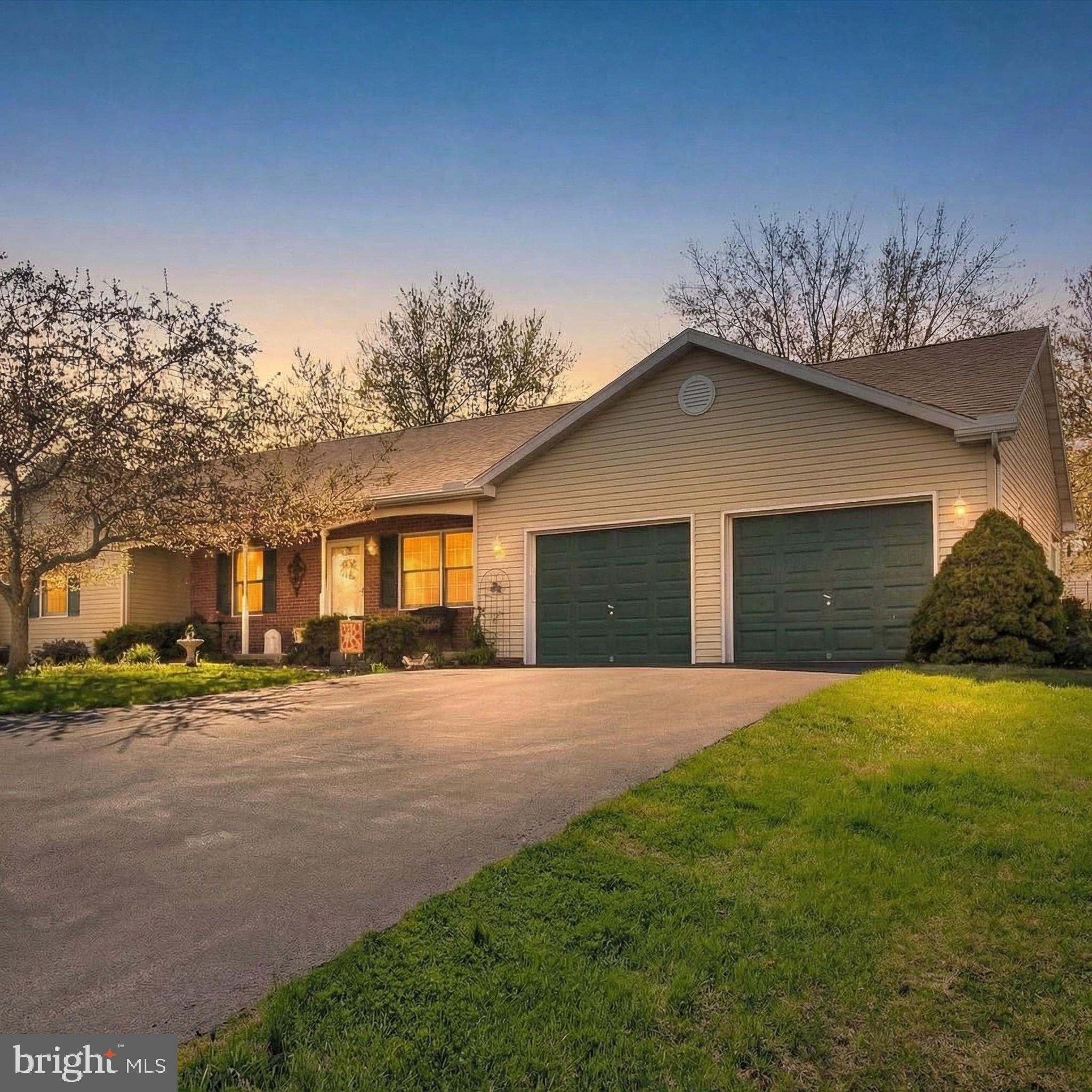 LAKE MEADE - Residential