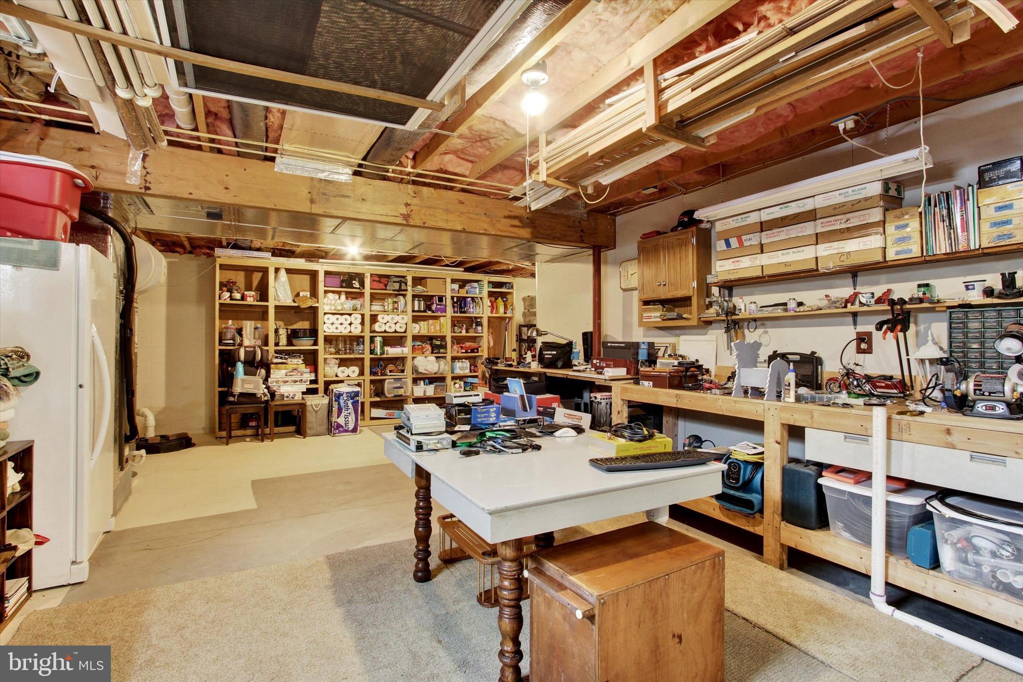 LAKE MEADE - Residential