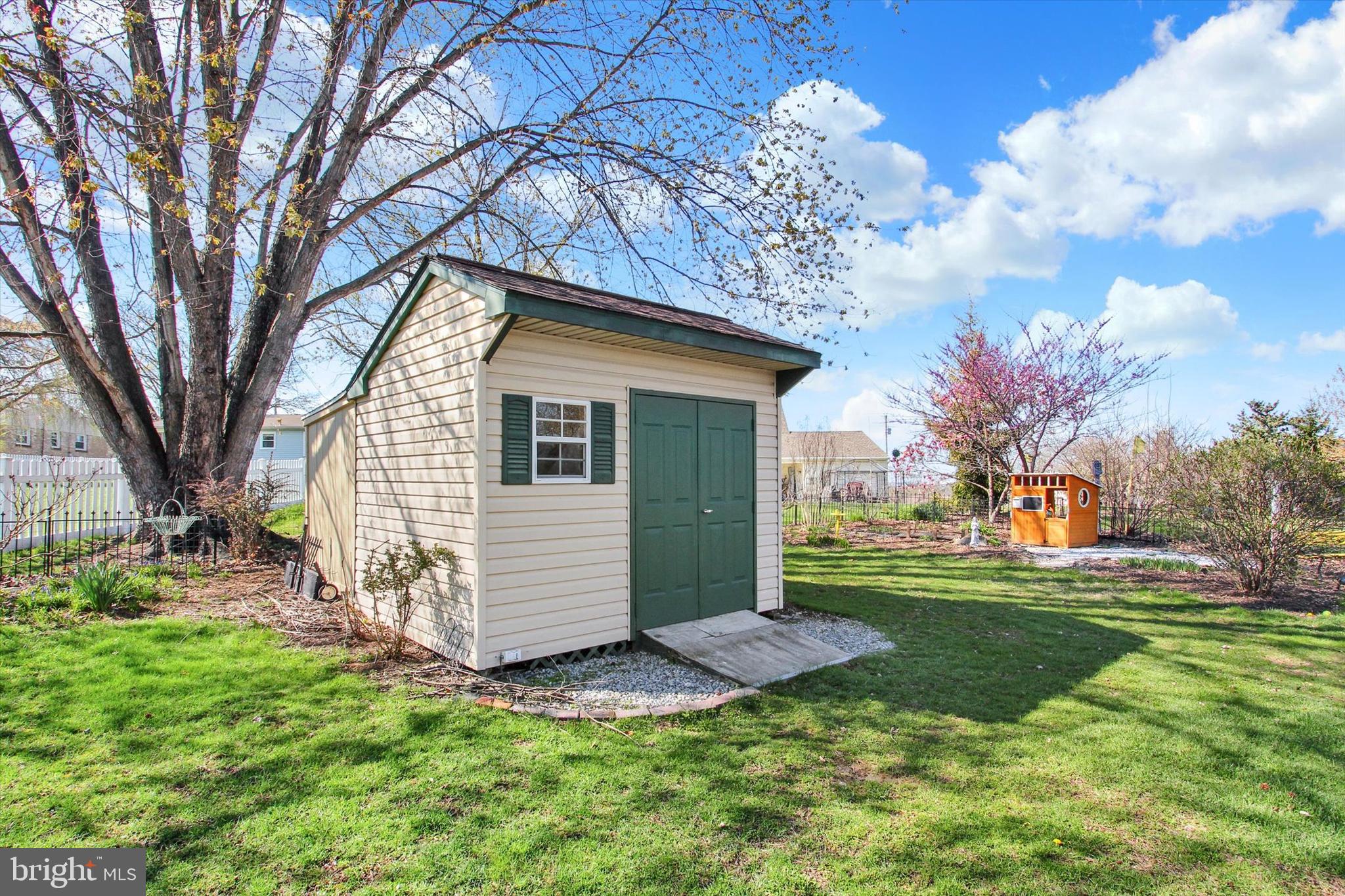 LAKE MEADE - Residential
