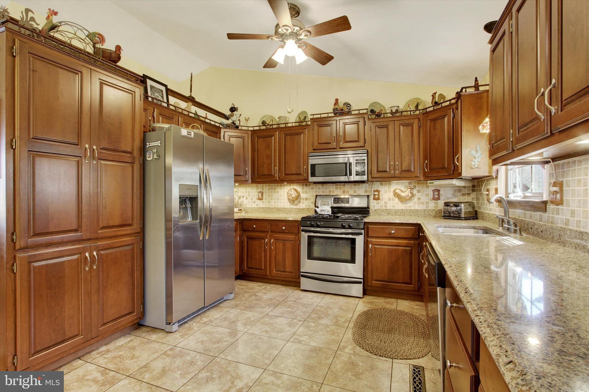 LAKE MEADE - Residential