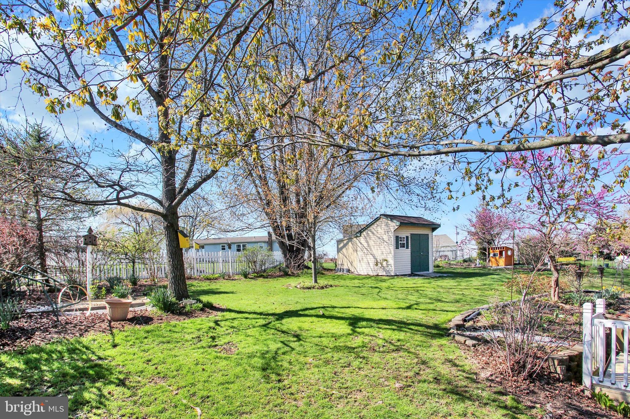 LAKE MEADE - Residential
