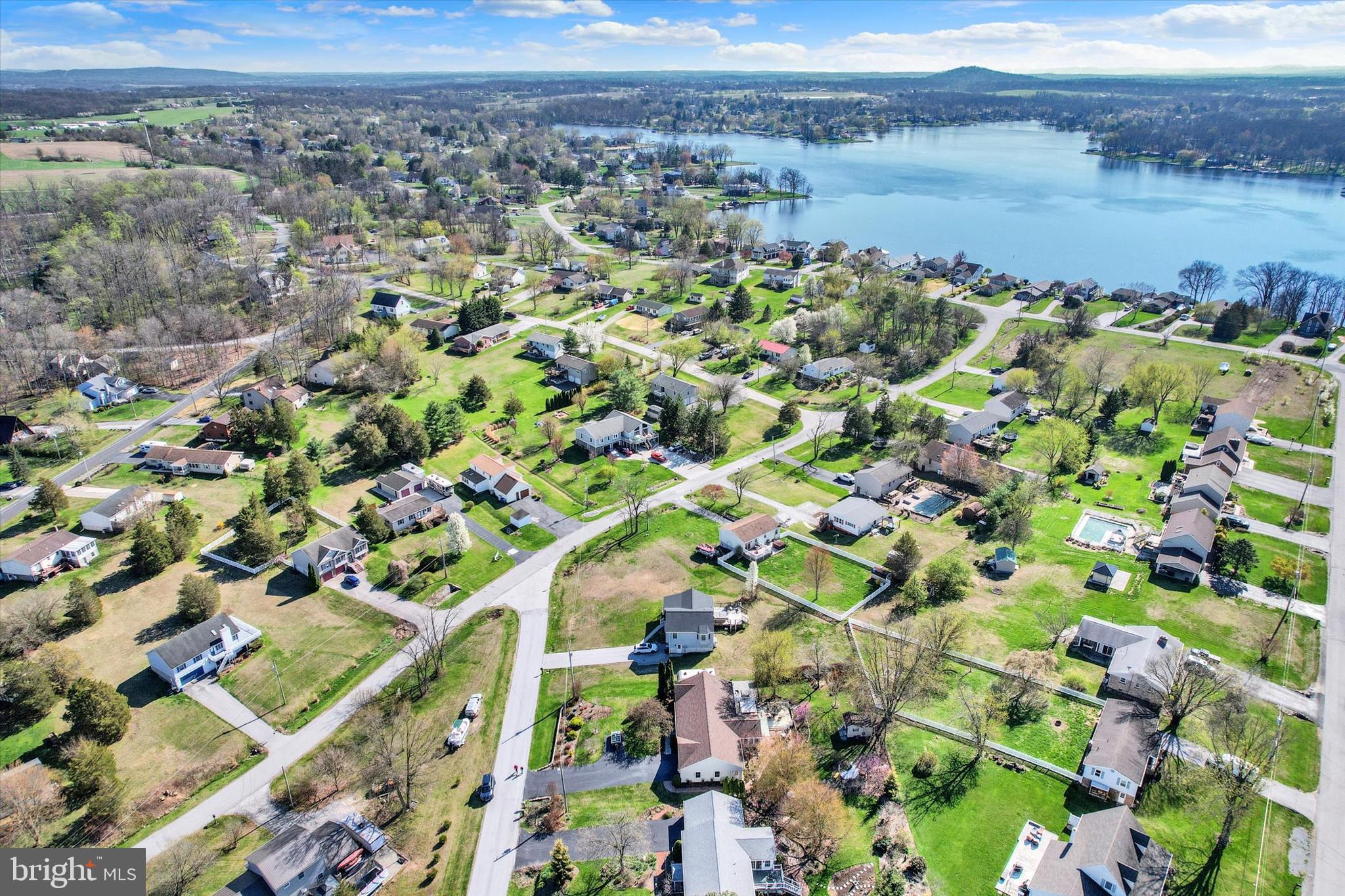 LAKE MEADE - Residential