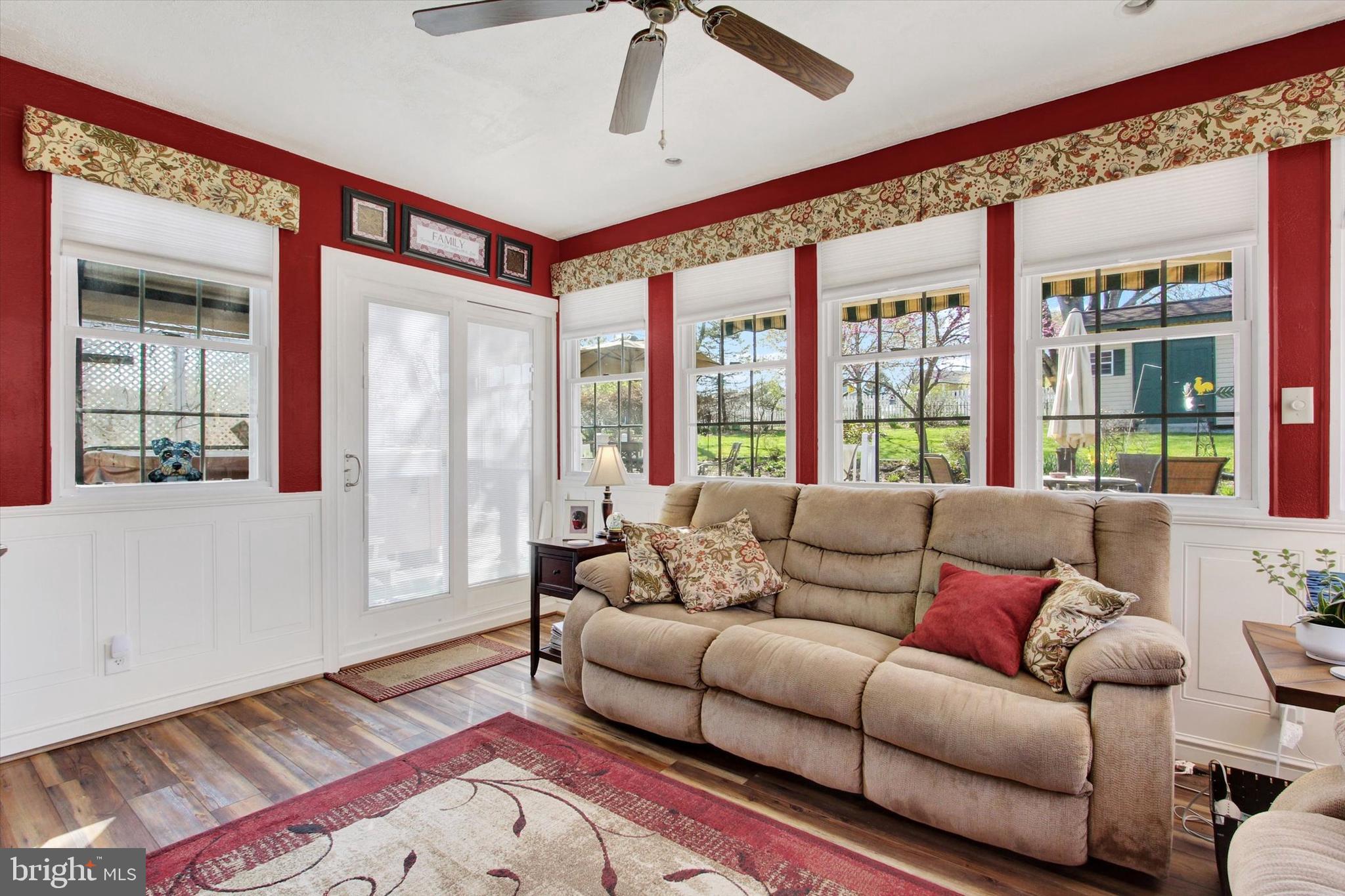 LAKE MEADE - Residential