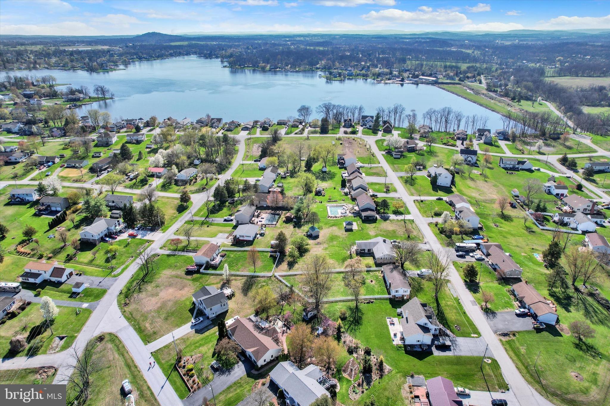 LAKE MEADE - Residential