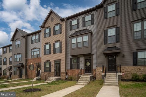 Townhouse For Sale - 2010 Track Circle<br/> FREDERICKSBURG, VA 22401