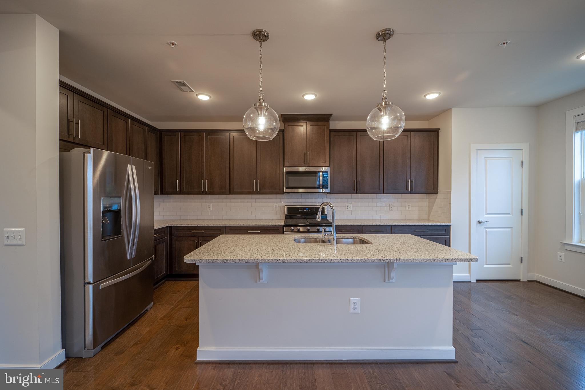 METROPARK AT ARROWBROOK - Residential Lease