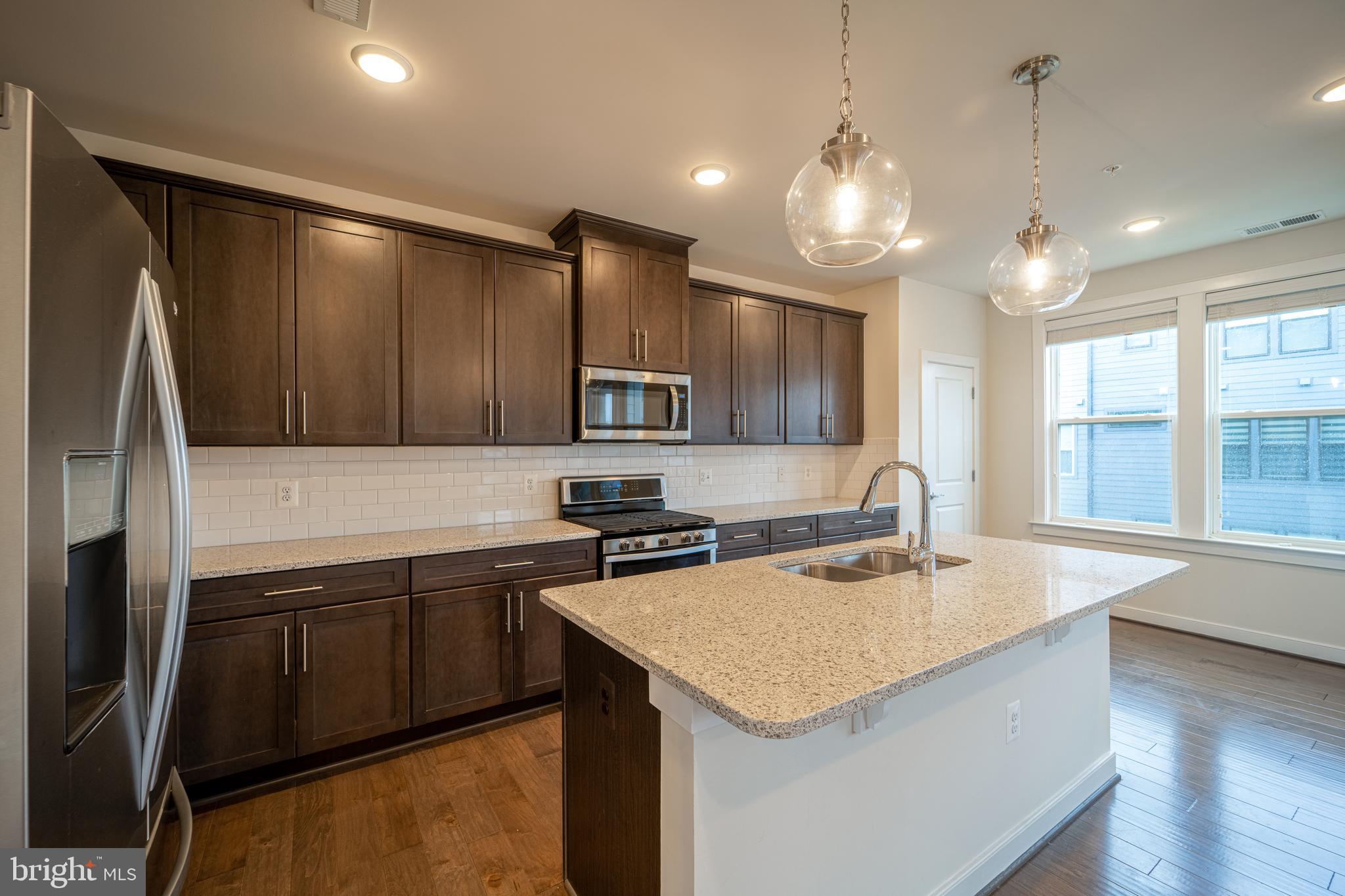 METROPARK AT ARROWBROOK - Residential Lease