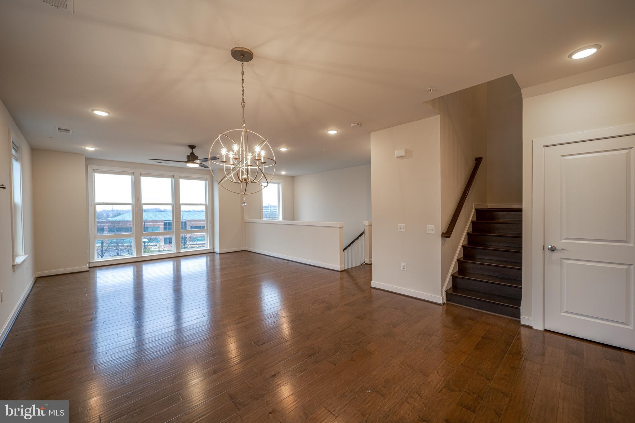 METROPARK AT ARROWBROOK - Residential Lease