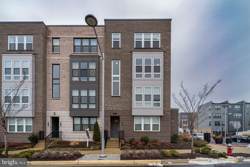 Take in incredible views over Herndon from the this end unit featuring large windows and tons of natural light. Attached rear-entry garage with driveway provides easy, private parking and storage space. Hardwood floors take you from the garage to the kitchen, dining room, living room, and family room. Upstairs the primary bedroom and loft area feature hardwood as well, with two carpeted bedrooms. The primary bedroom features a huge walk in closet and luxury bathroom with dual vanity and spacious walk in shower. This great location is right next to Arrowbrook Park athletic field and dog park, and is so close to Herndon Station Metropark and Herndon Clocktower & Village Center.

All Richey Property Management residents must enroll in and purchase a Resident Benefits Package which includes liability insurance, credit building to help boost the residents credit score with timely rent payments, up to $1M Identity Theft Protection, HVAC air filter delivery (for applicable properties), move-in concierge service making utility connection and home service setup a breeze during your move-in, our best-in-class resident rewards program, and much more! More details and options provided upon application.