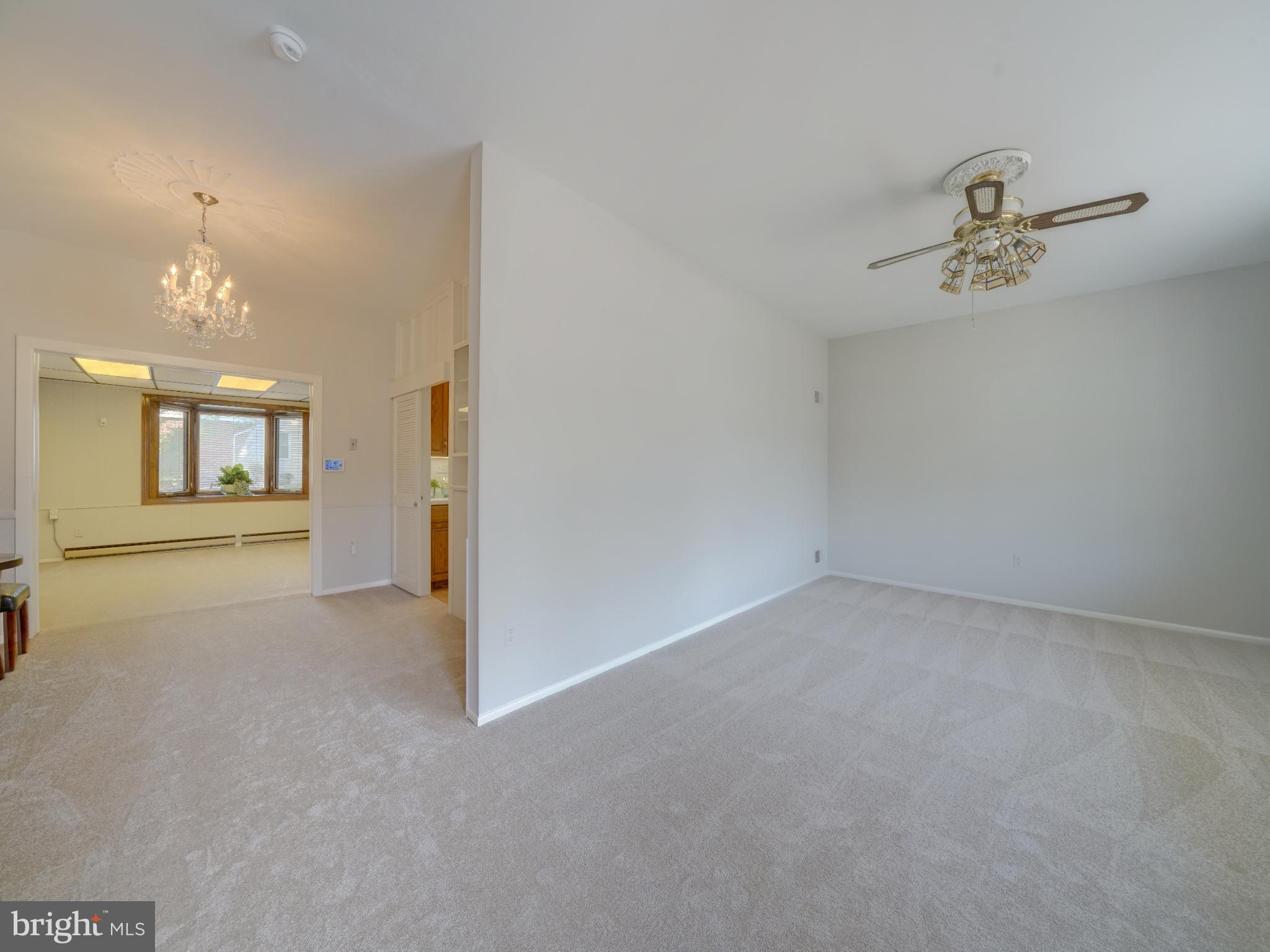 CALVERTON - Residential