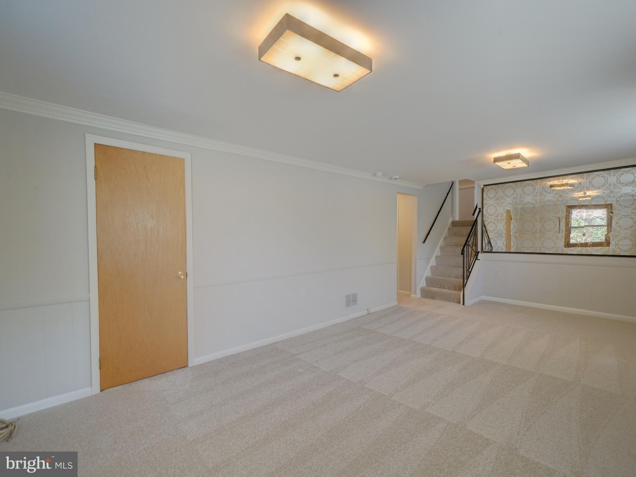 CALVERTON - Residential