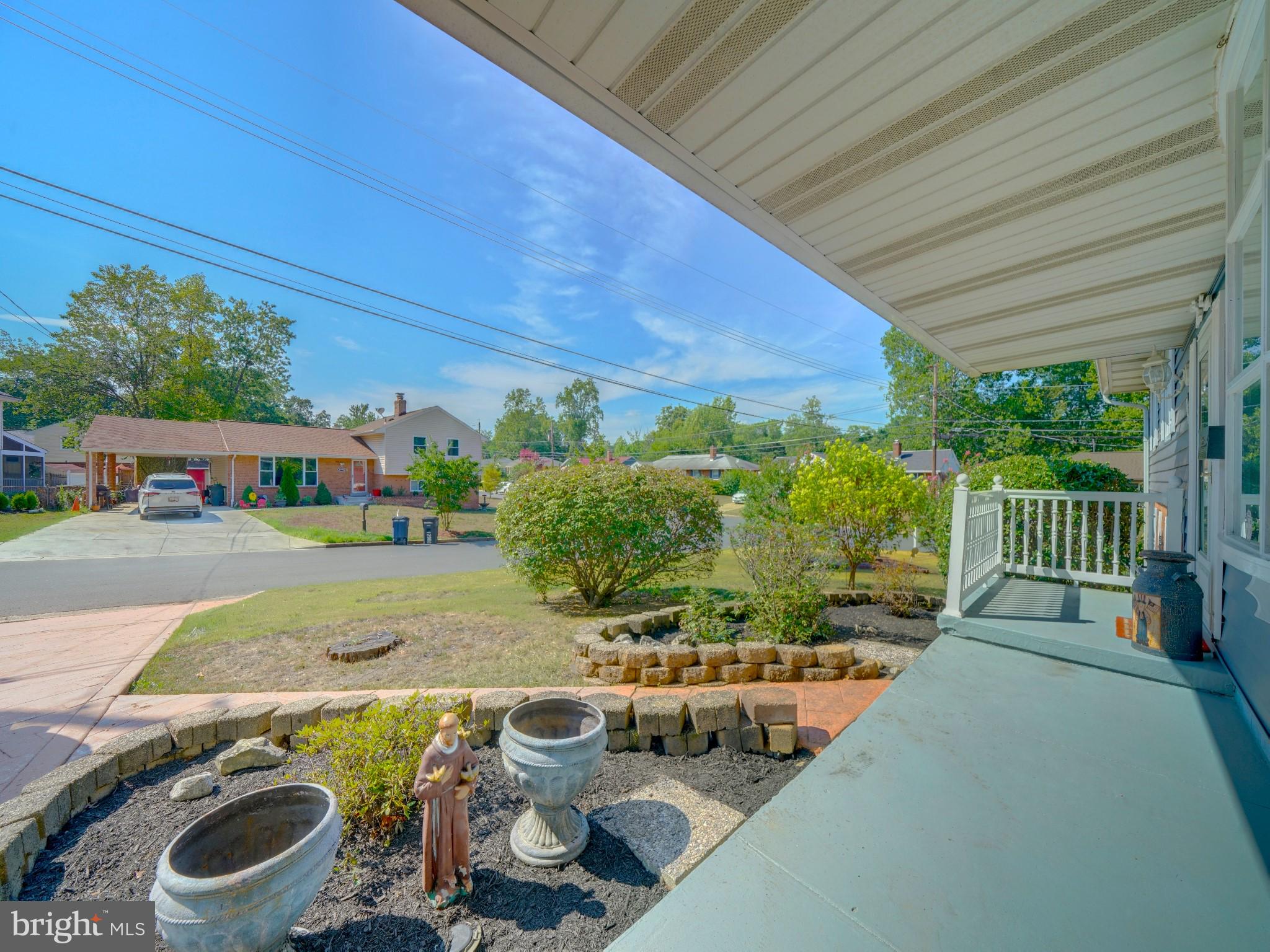 CALVERTON - Residential