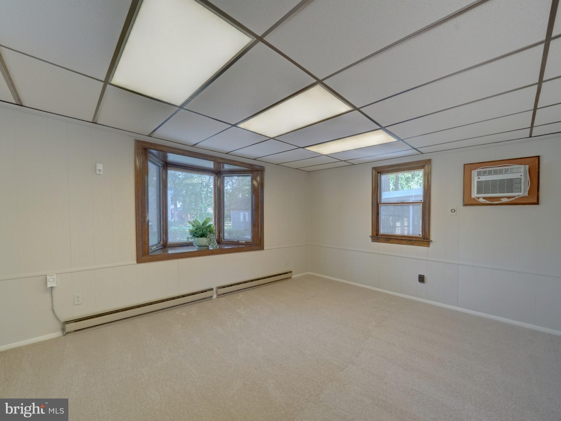 CALVERTON - Residential