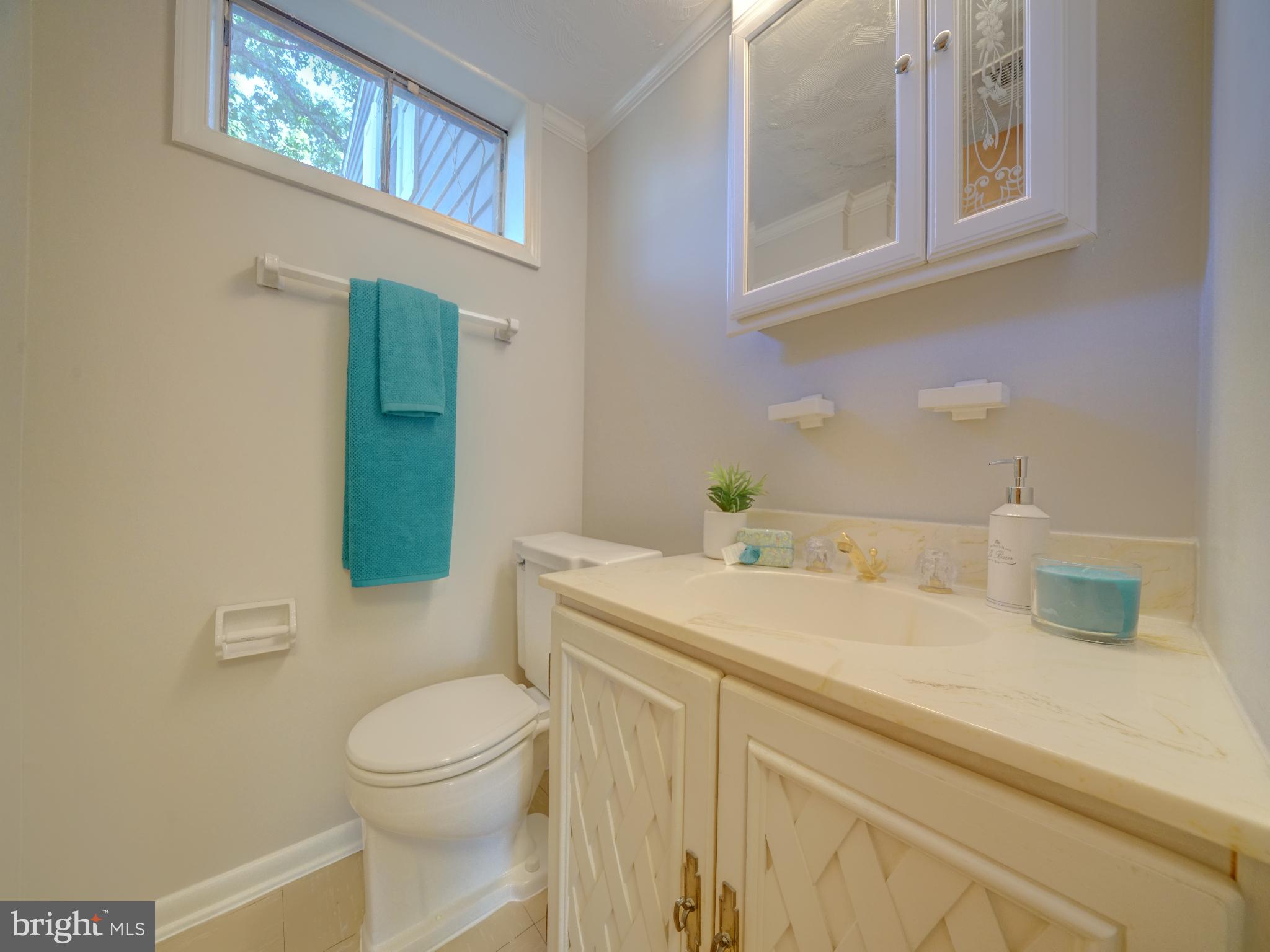 CALVERTON - Residential