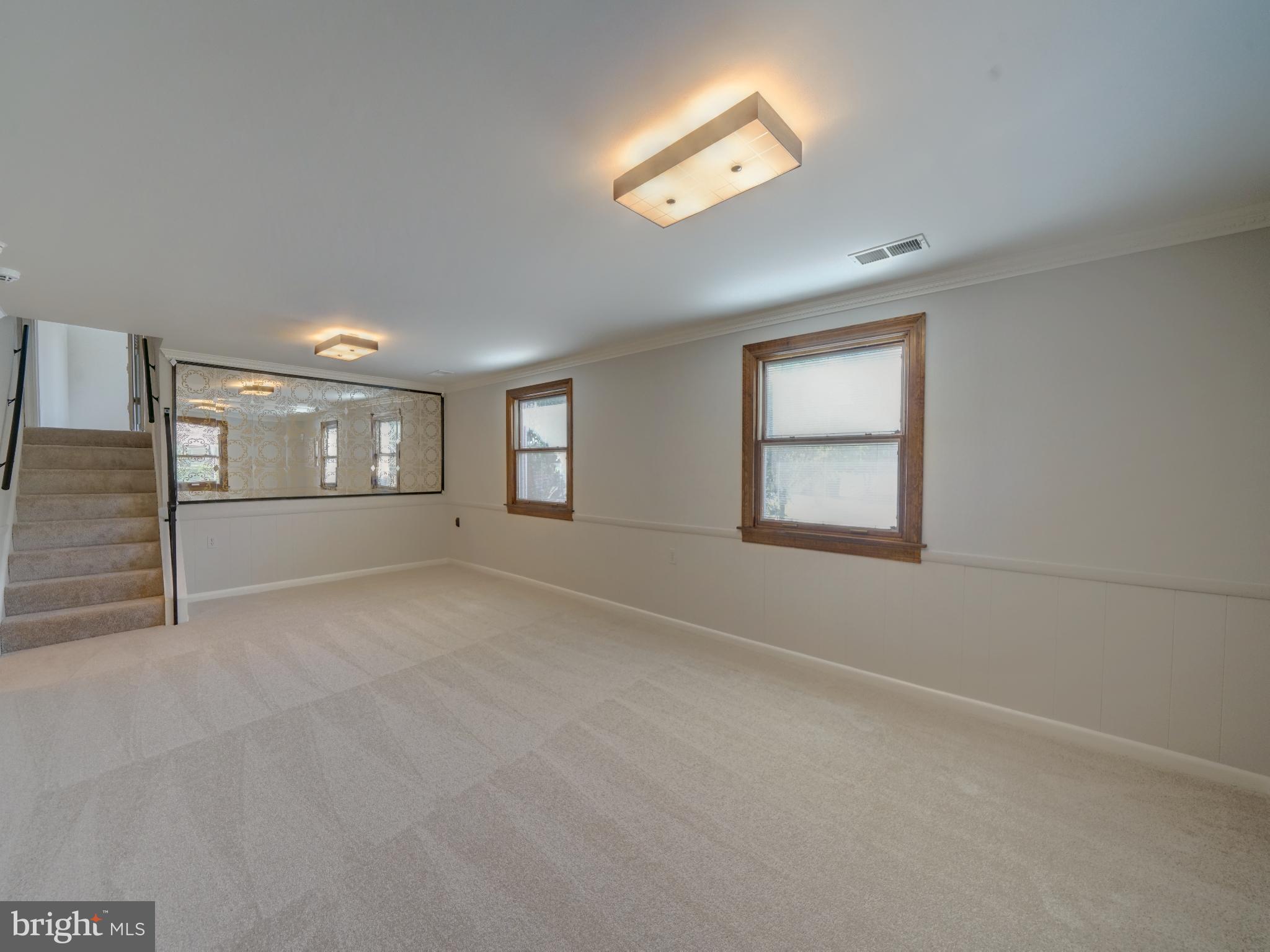 CALVERTON - Residential