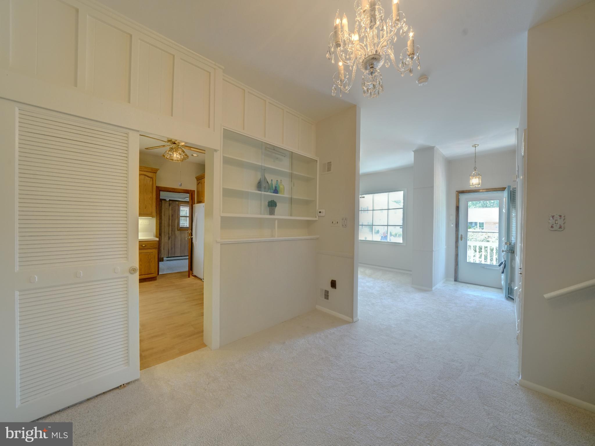 CALVERTON - Residential