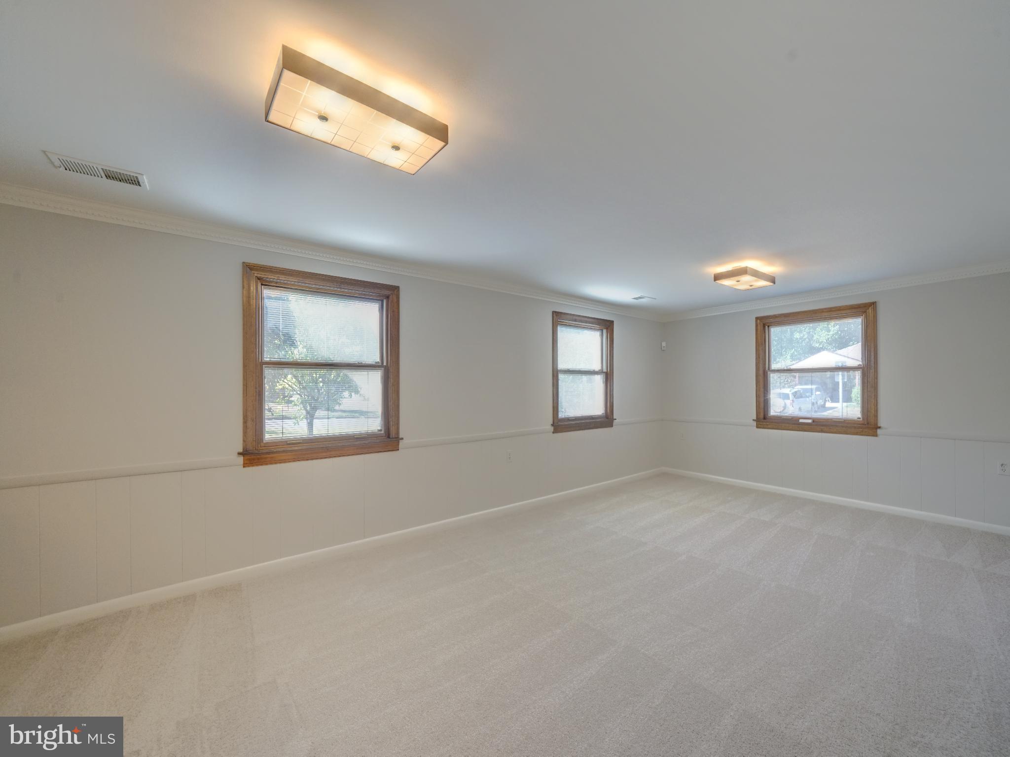 CALVERTON - Residential