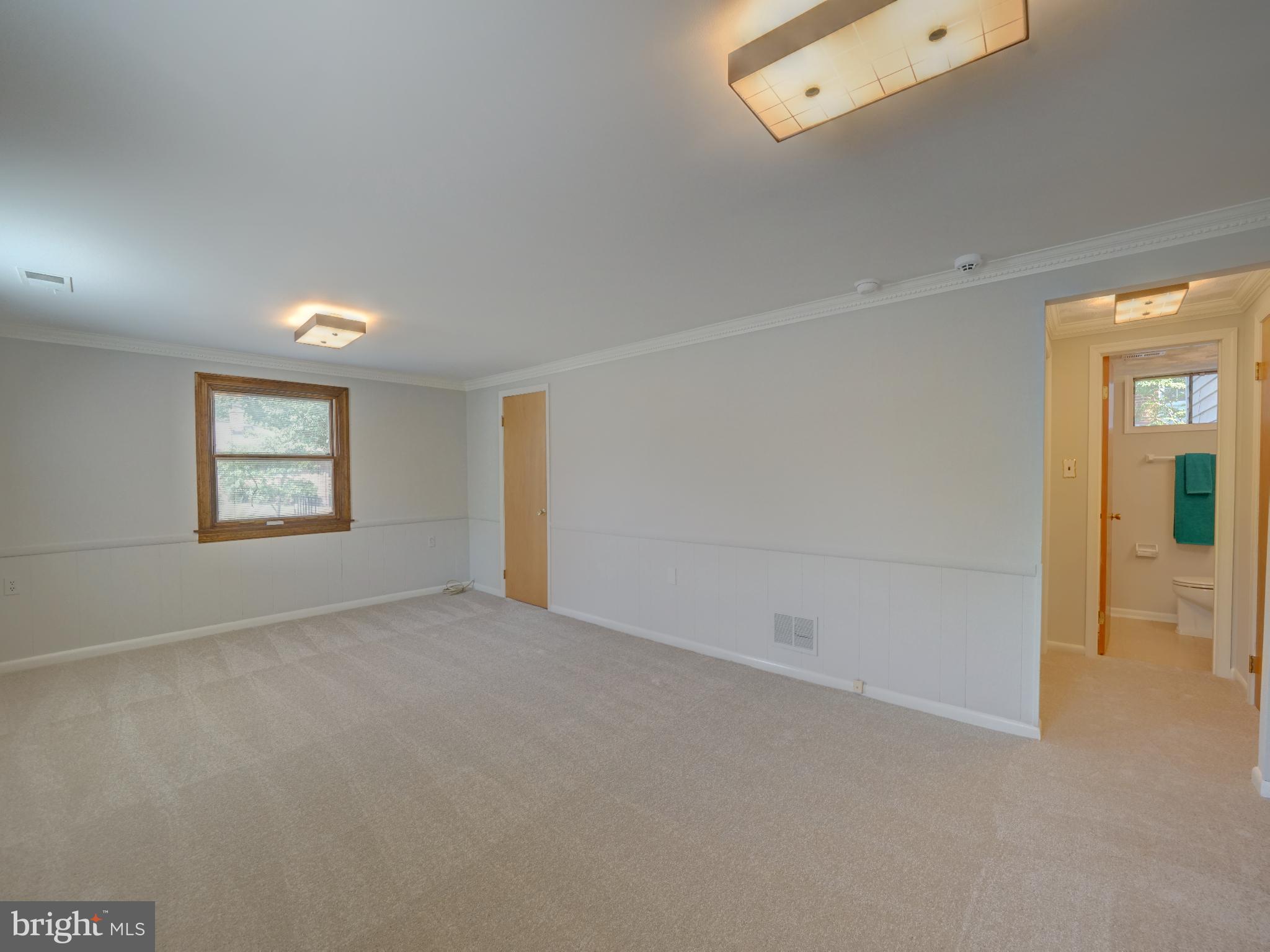 CALVERTON - Residential