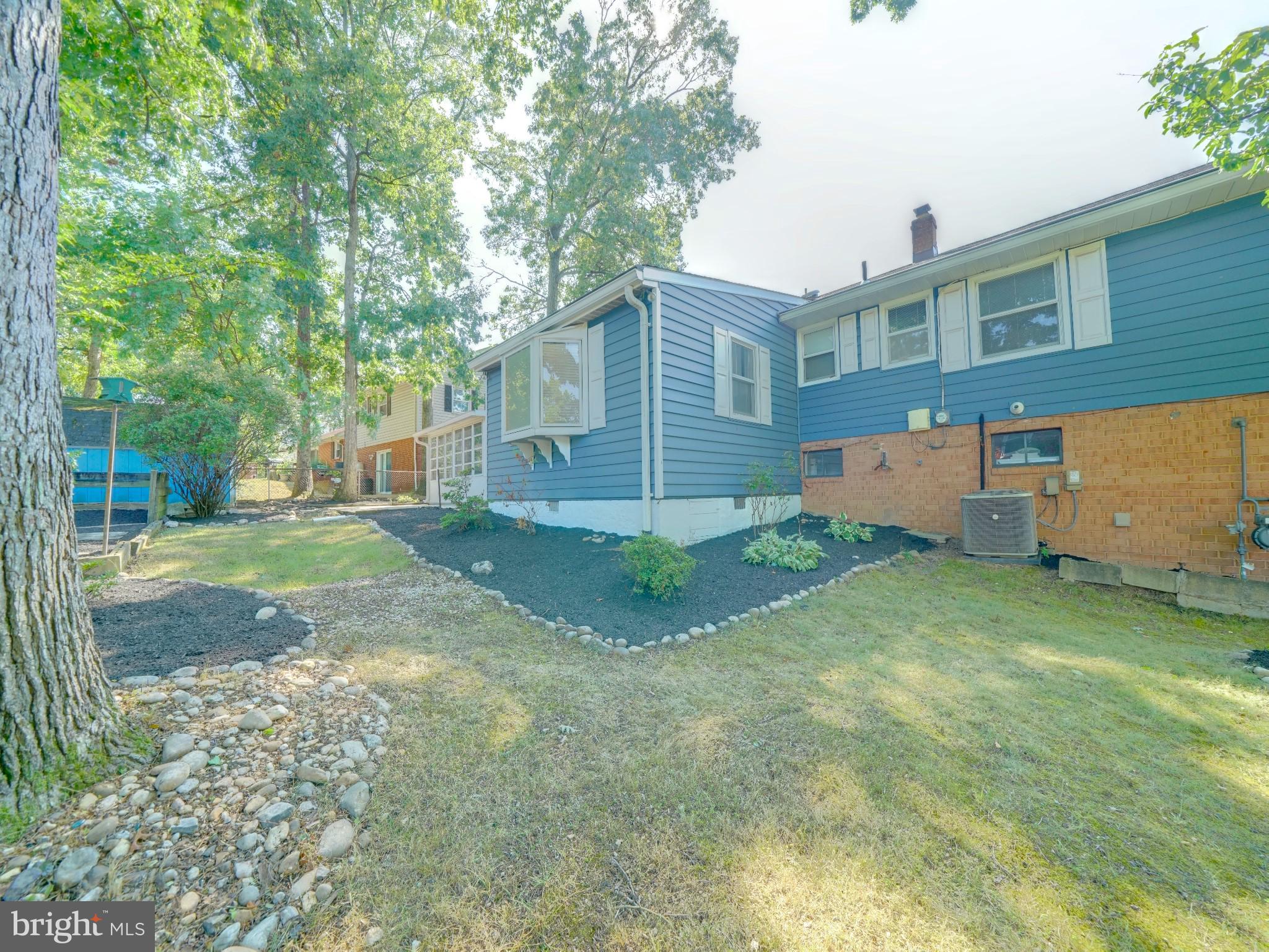 CALVERTON - Residential